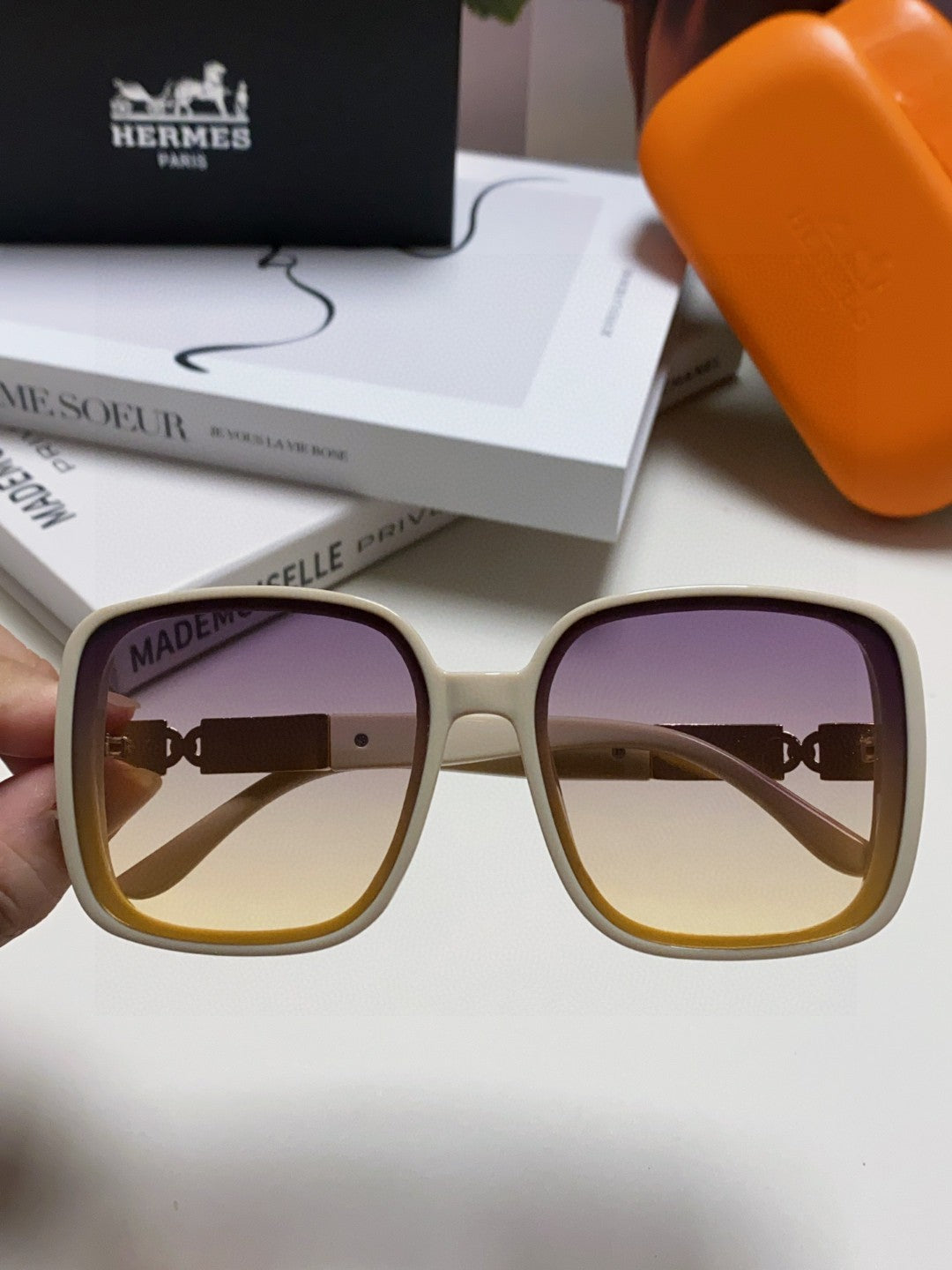 Hermès Polarized Square Brown Lens Sunglasses for Women - detail image 3