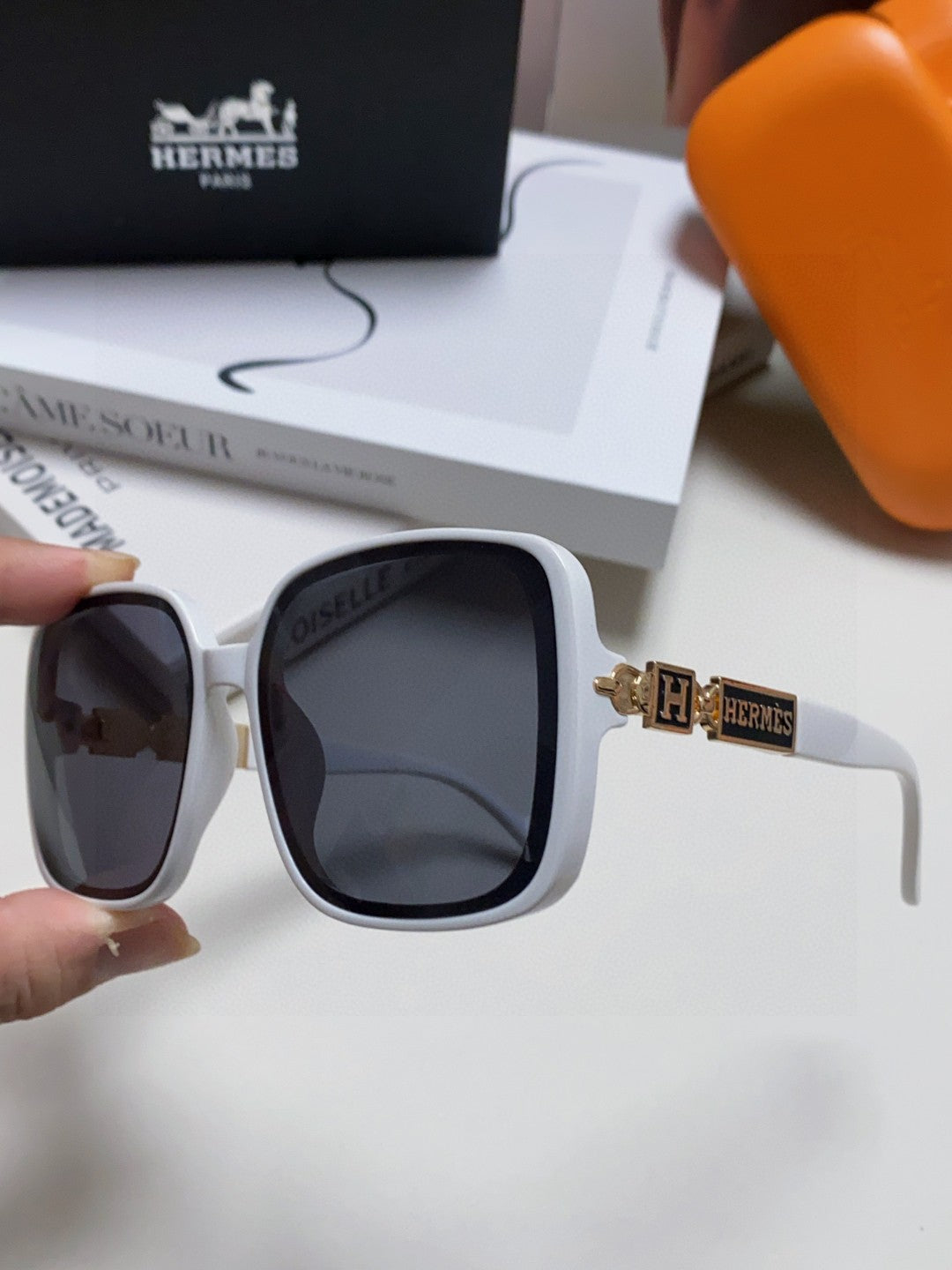 Hermès Polarized Square Black Lens Sunglasses for Women - 433001 - detail image 5
