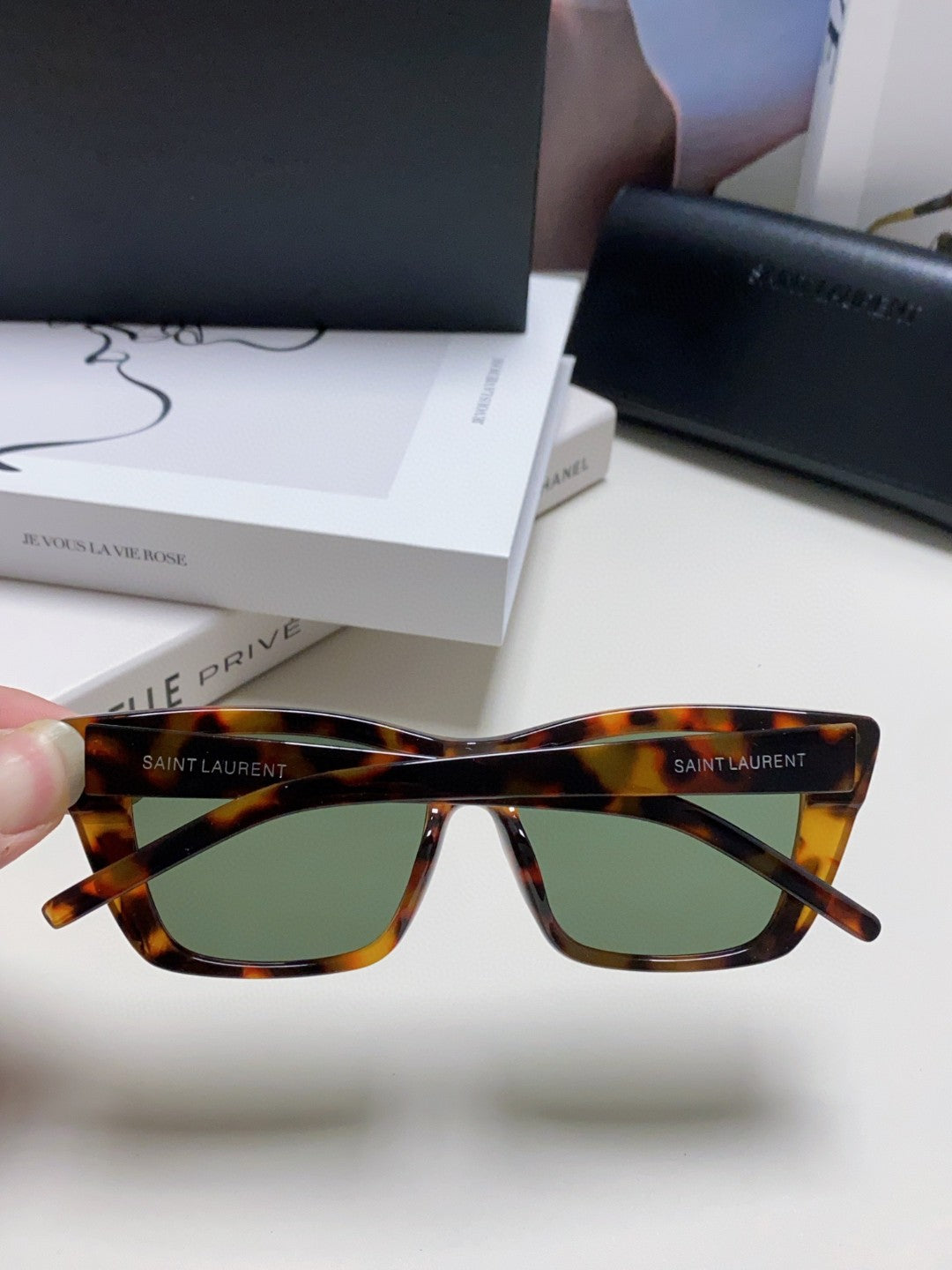 Saint Laurent Polarized Cat-Eye Silver Lens Sunglasses for Women - 465420 - detail image 4