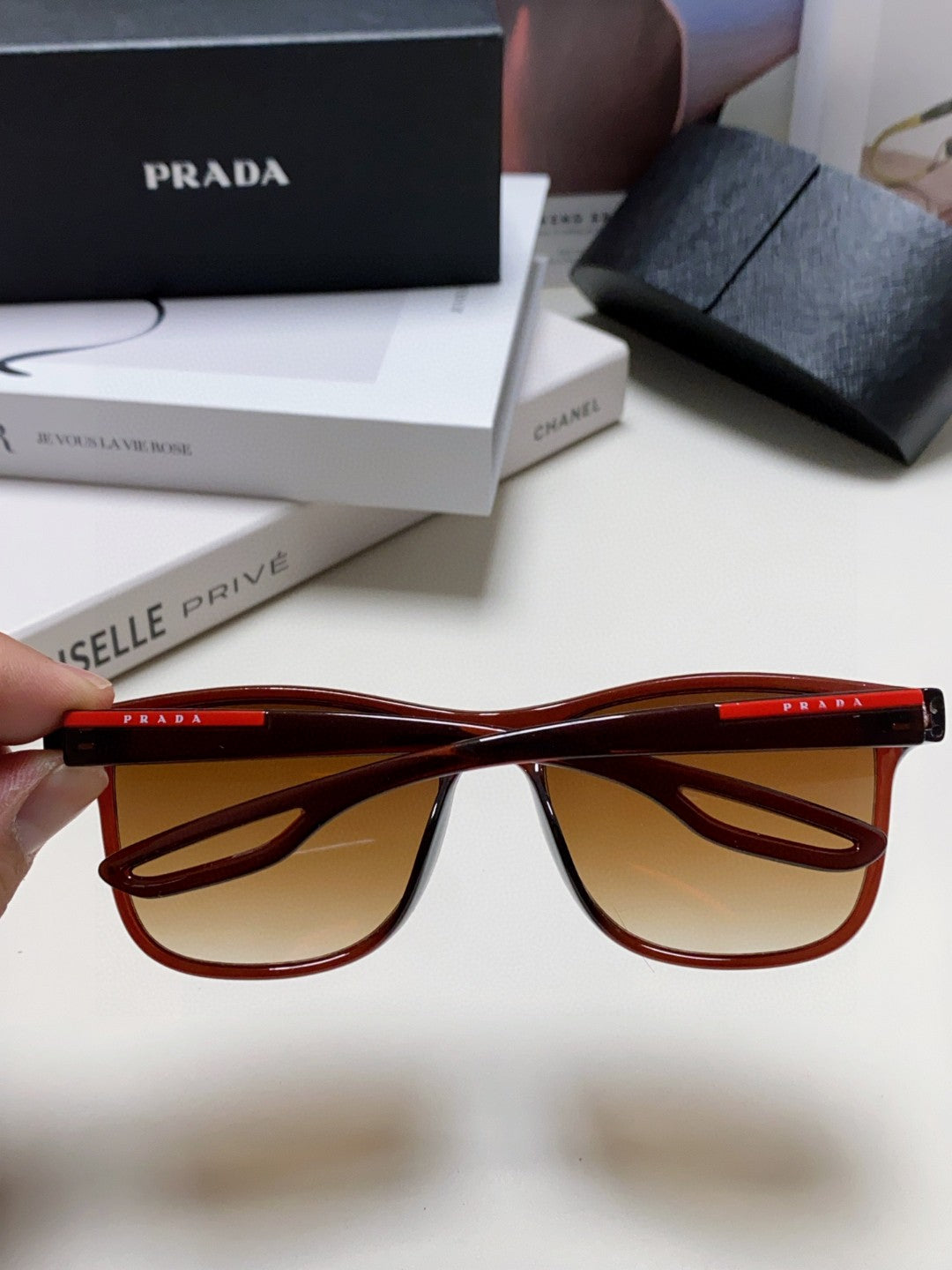 Prada Polarized Fashion Brown Lens Sunglasses for Men & Women - 415707 - detail image 4