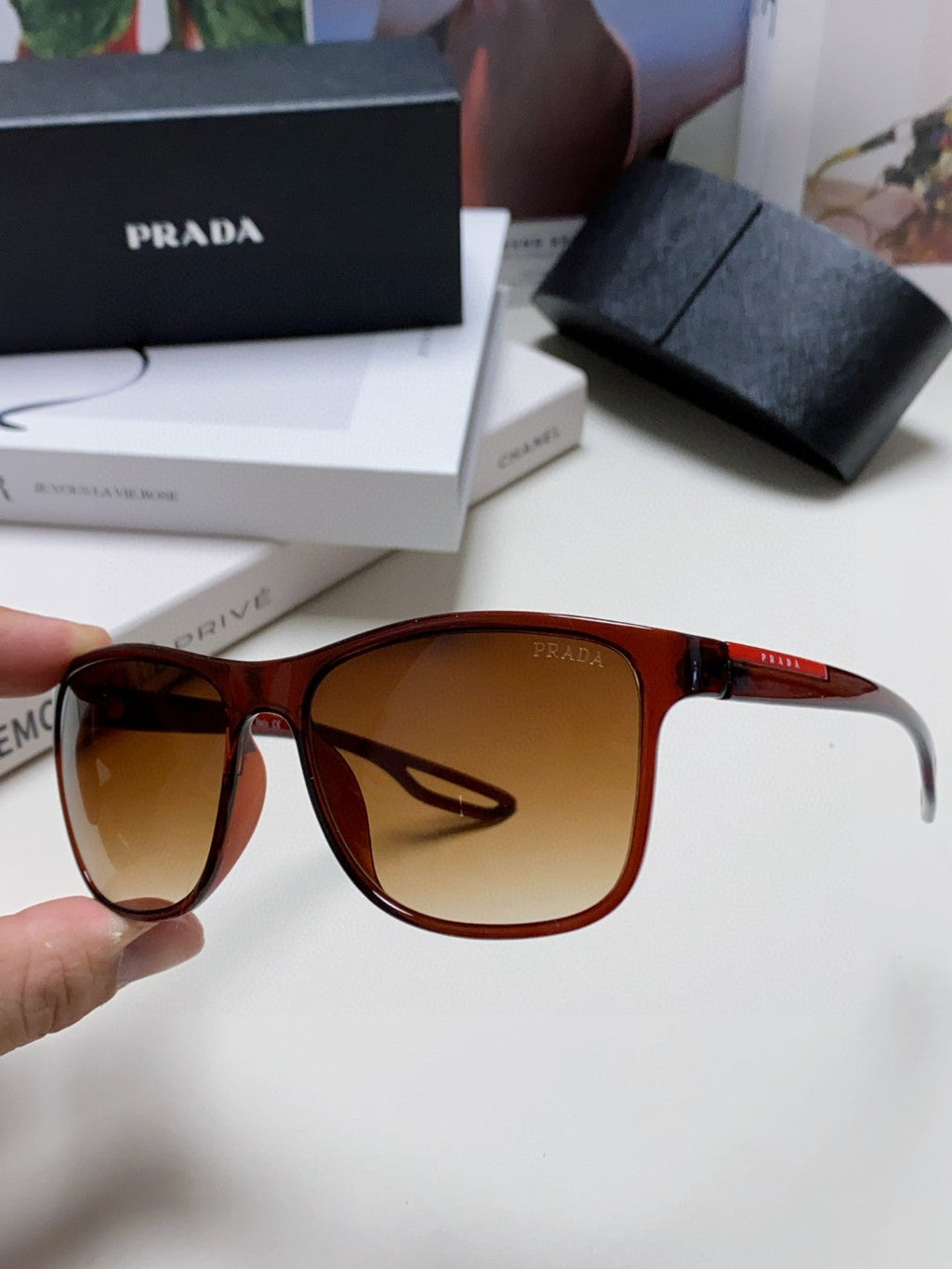 Prada Polarized Fashion Brown Lens Sunglasses for Men & Women - 415707 - detail image 5