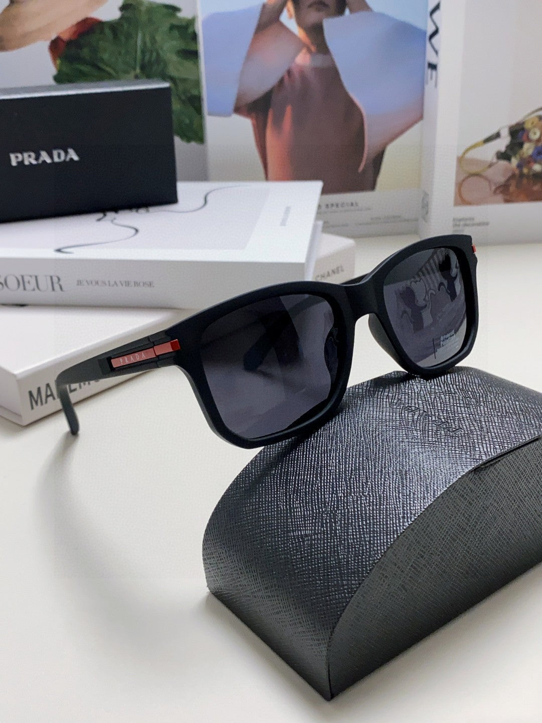 Prada Fashion Black Lens Sunglasses for Men & Women - 415713 - detail image 7