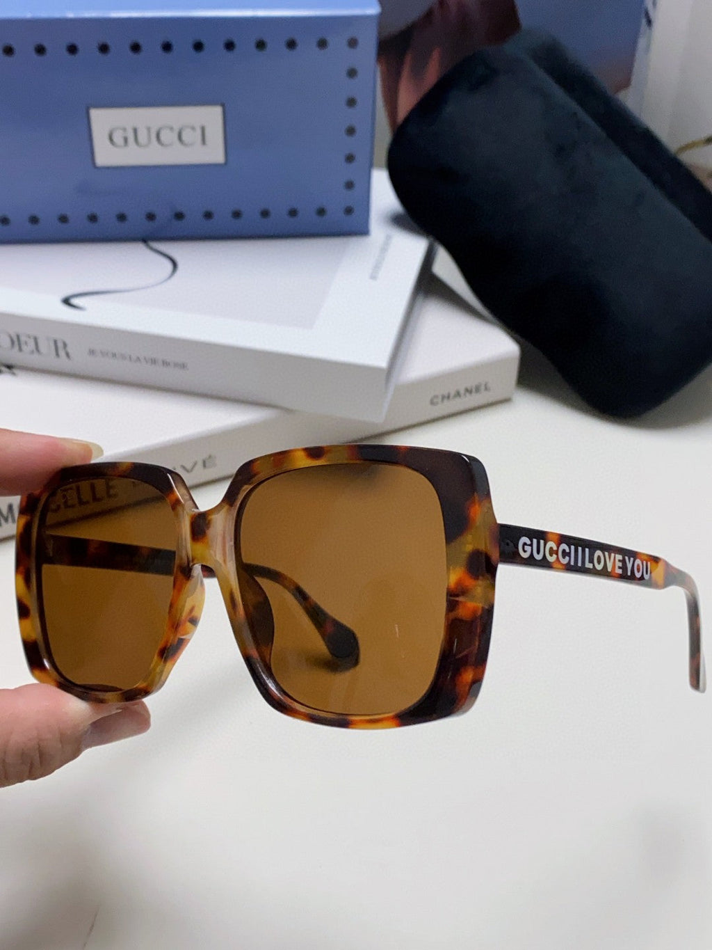 Gucci Oversized Brown Lens Sunglasses for Women - 997559 - detail image 5