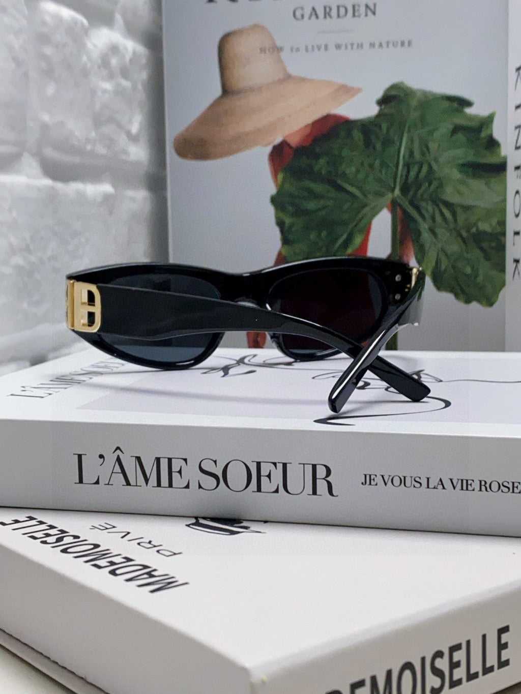 Balenciaga Fashion Gold Lens Sunglasses for Men & Women - 416110 - detail image 2