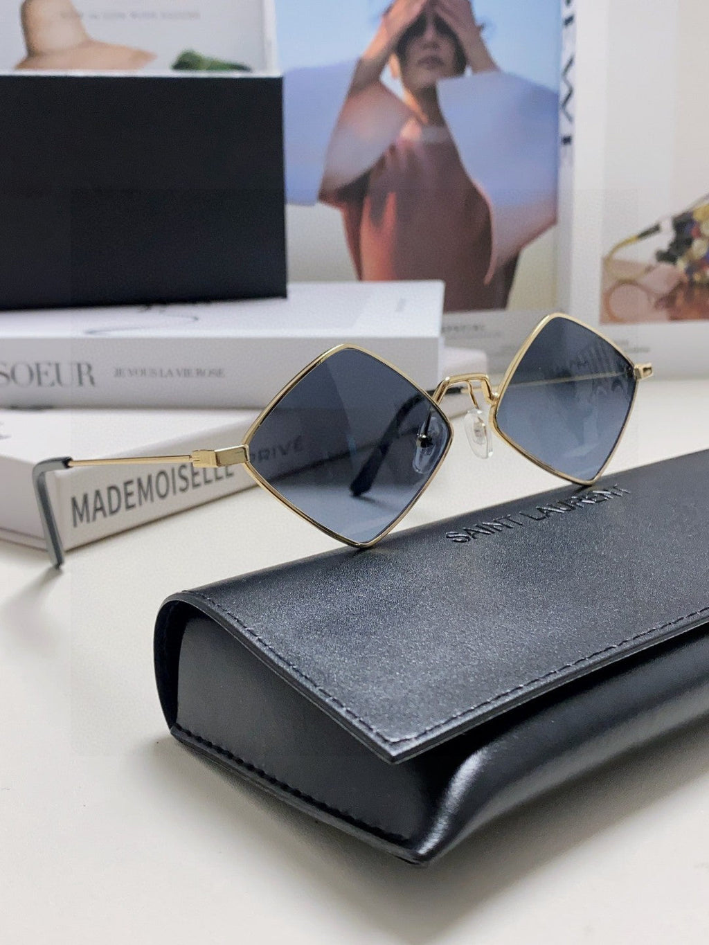 Saint Laurent Fashion Gray Lens Sunglasses for Women - 415559 - detail image 9