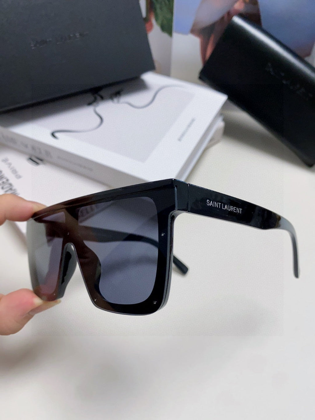 Saint Laurent Acetate Oversized Black Lens Sunglasses for Men & Women - 415563 - detail image 7