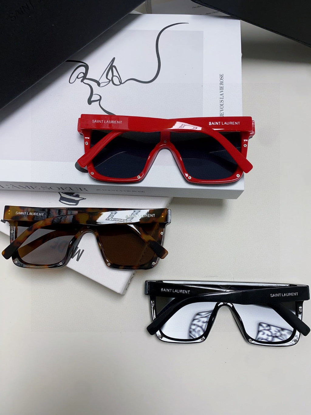 Saint Laurent Acetate Oversized Black Lens Sunglasses for Men & Women - 415563 - detail image 10