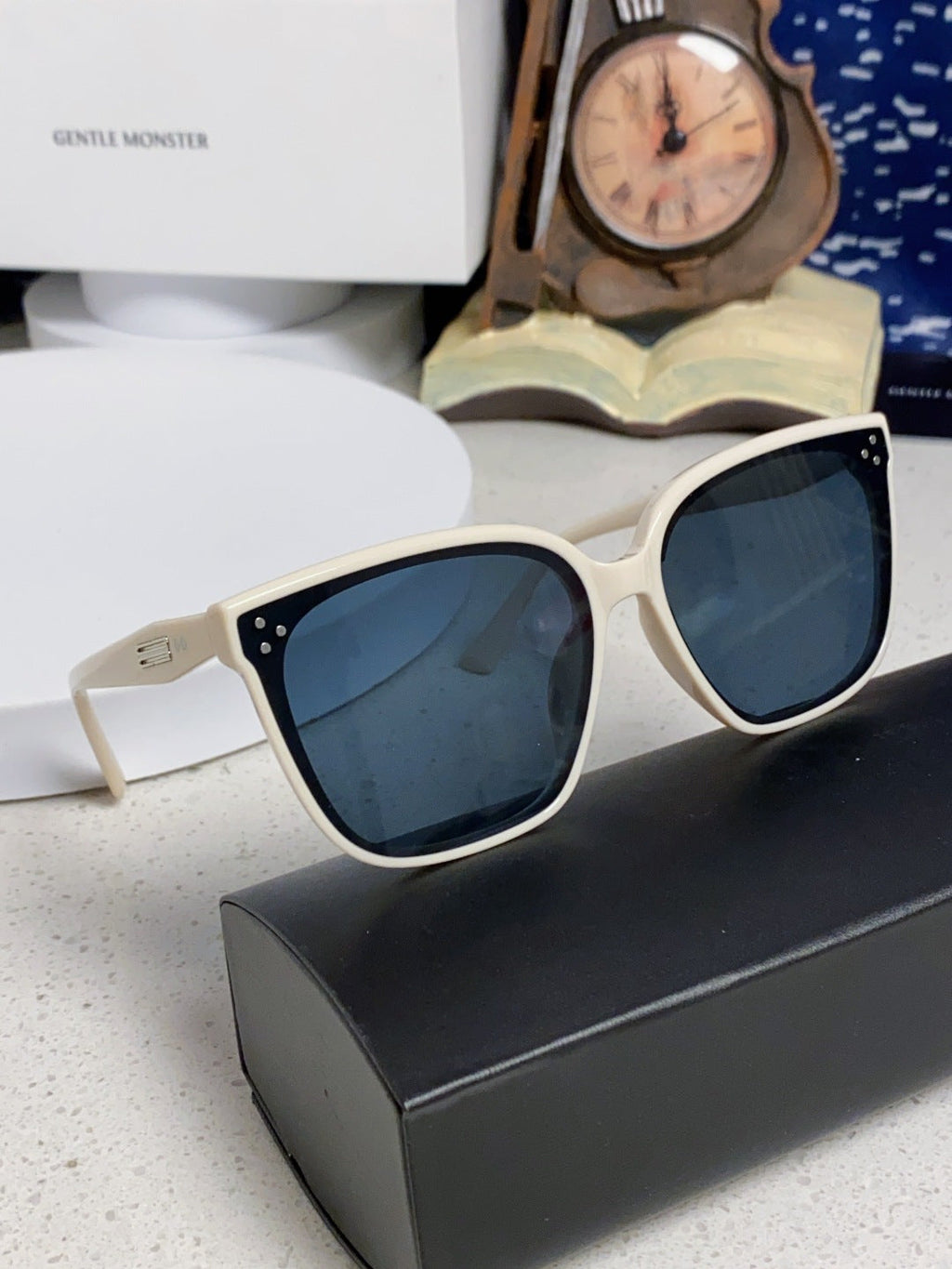 Gentle Monster PALETTE Fashion Black Lens Sunglasses for Men & Women - 158657 - detail image 10