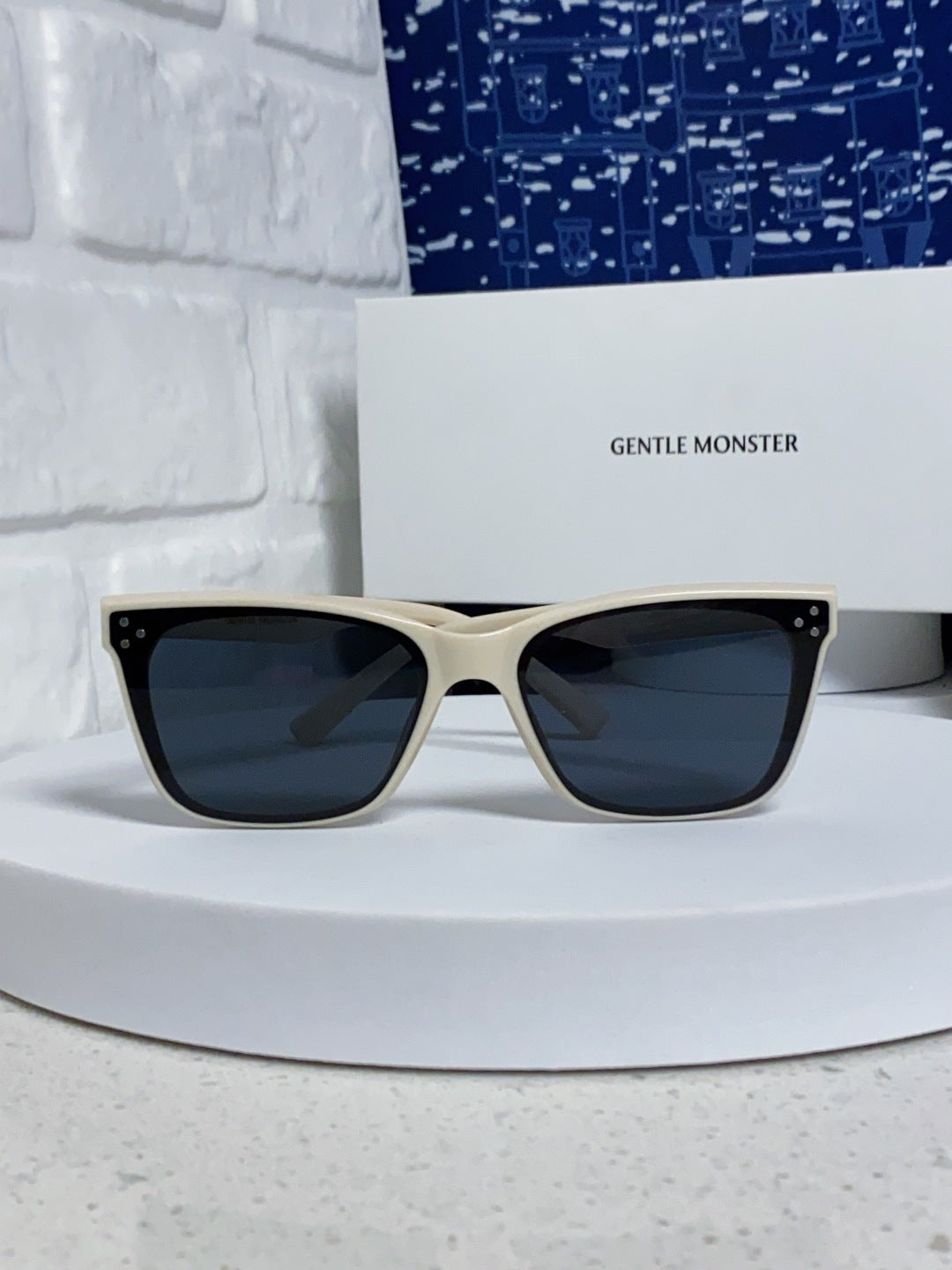 Gentle Monster SOLBEI Metal Fashion Blue Lens Sunglasses for Women - 399408 - detail image 2