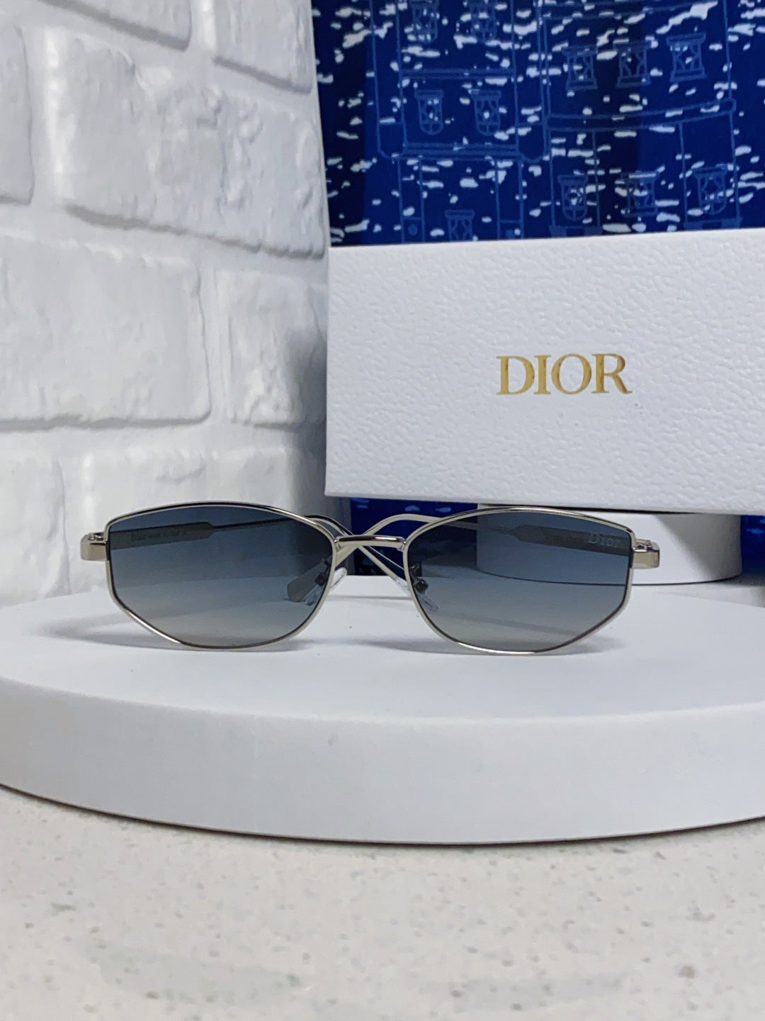 Dior Metal Round Silver Lens Sunglasses for Men & Women - 158402