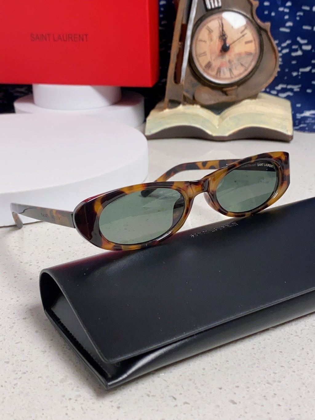 Saint Laurent SL557 Oval Black Lens Sunglasses for Men & Women - detail image 9