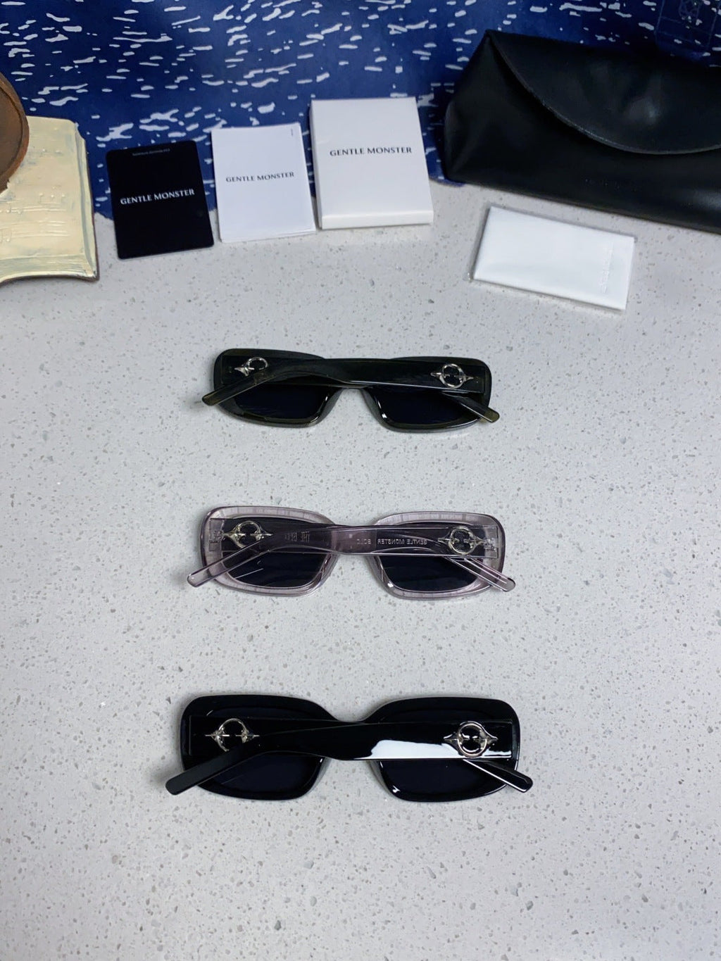 Gentle Monster THE Polarized Square Black Lens Sunglasses for Men & W - 466400 - detail image 11