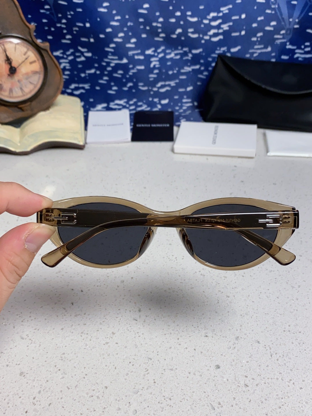 Gentle Monster TR1080 Polarized Cat-Eye Blue Lens Sunglasses for Men & Women - detail image 5