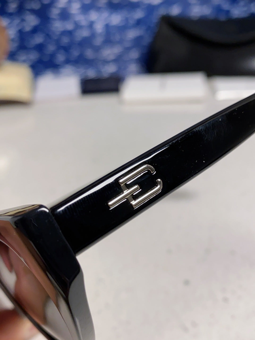 Gentle Monster TR1080 Polarized Cat-Eye Black Lens Sunglasses for Men - 358909 - detail image 7