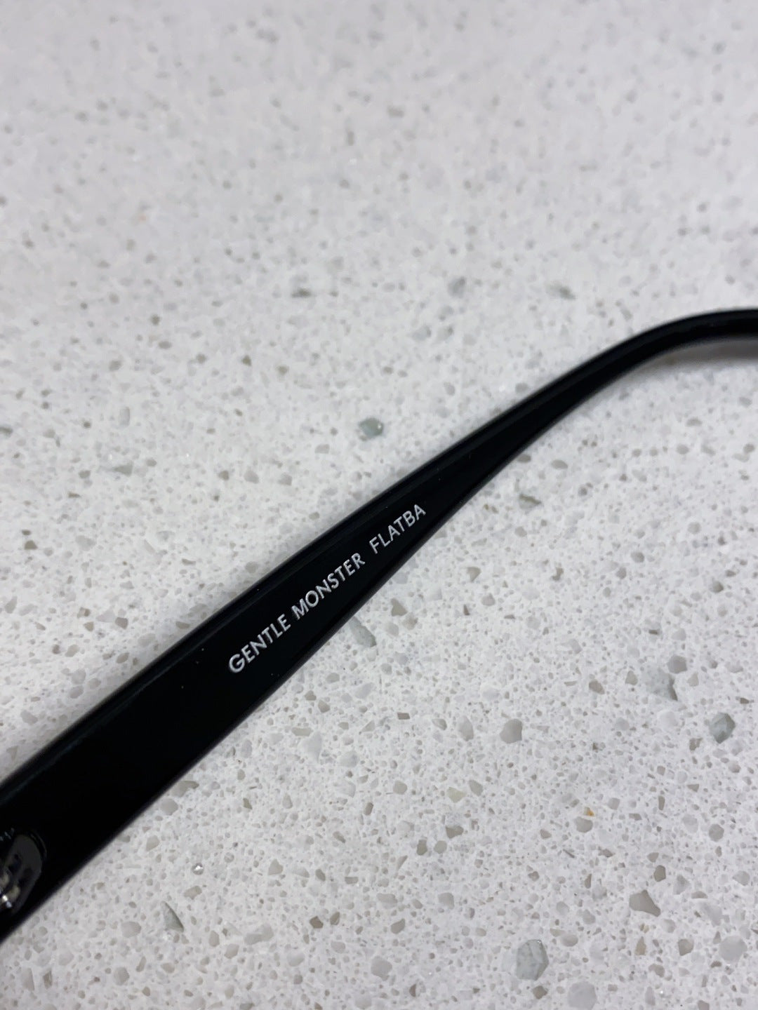 Gentle Monster TR1080 Polarized Cat-Eye Black Lens Sunglasses for Men & Women - detail image 8