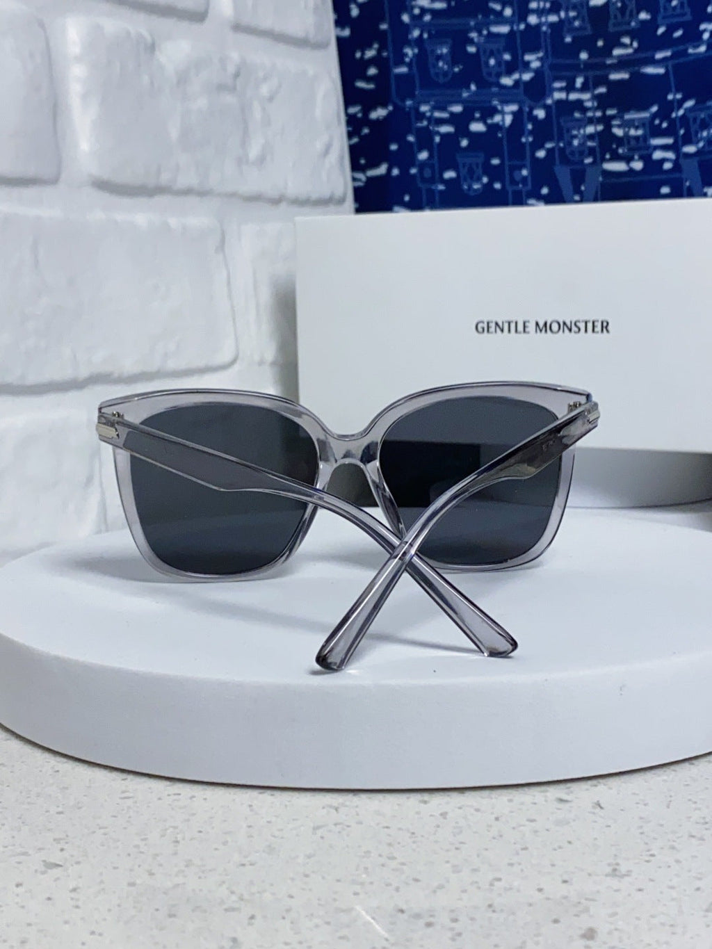Gentle Monster LAROSA Square Black Lens Sunglasses for Men & Women - 358883 - detail image 3