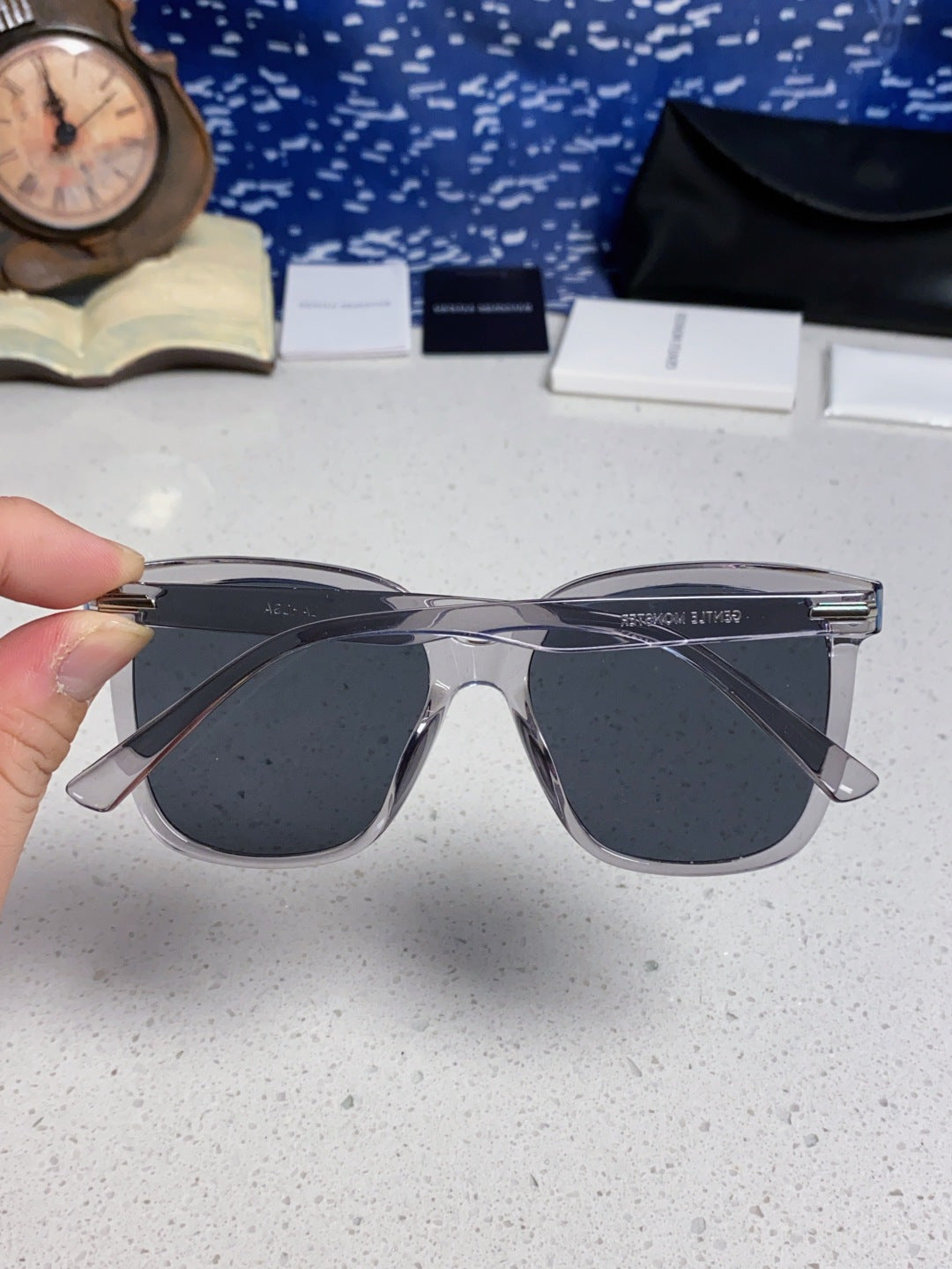 Gentle Monster LAROSA Square Black Lens Sunglasses for Men & Women - 488055 - detail image 5