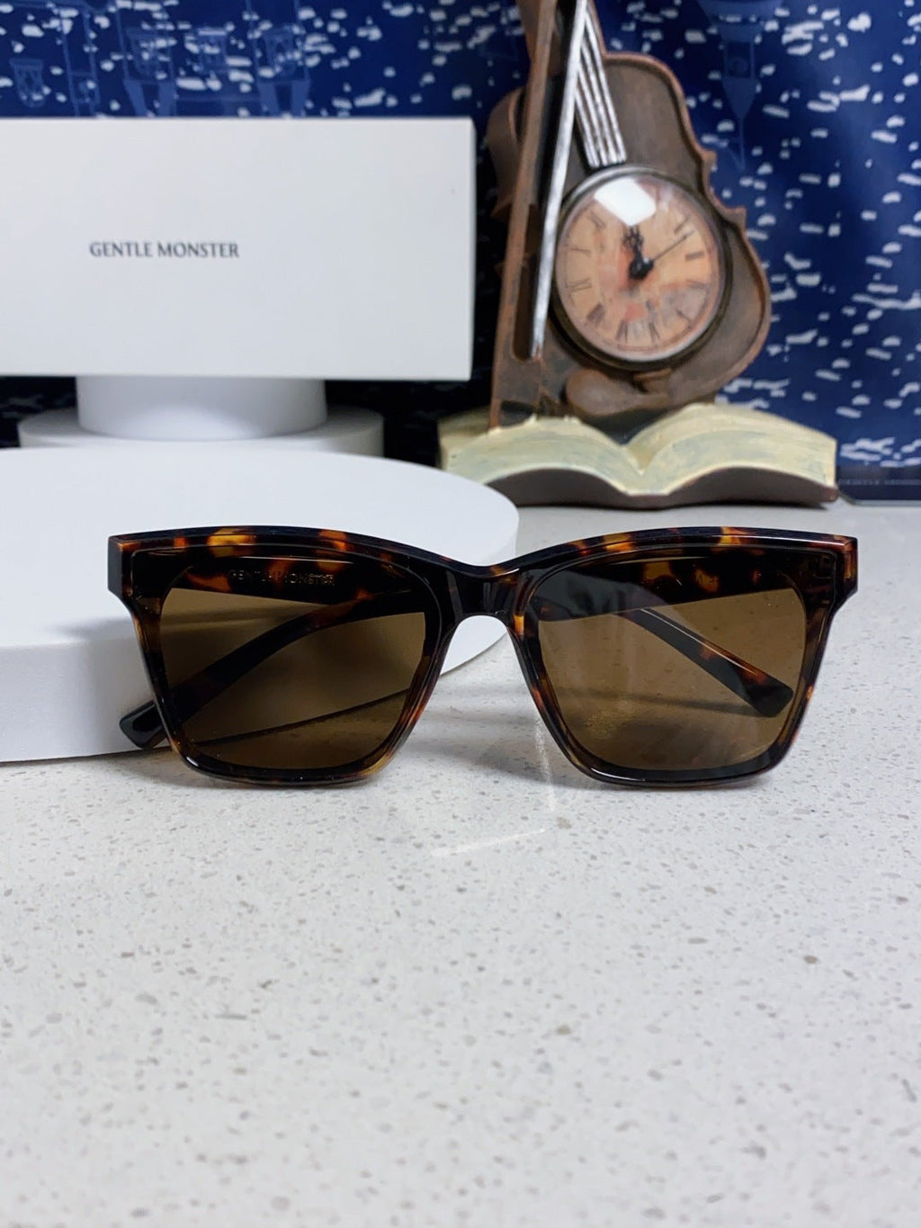 Gentle Monster GEGEN Square Black Lens Sunglasses for Men & Women - 466382 - detail image 9