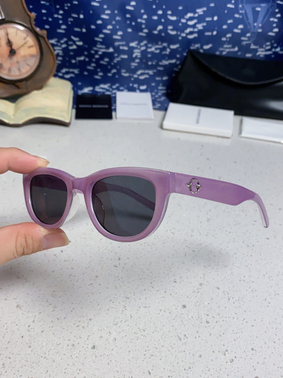 Gentle Monster MONOCHROME Round Blue Lens Sunglasses for Women - 158661 - detail image 5