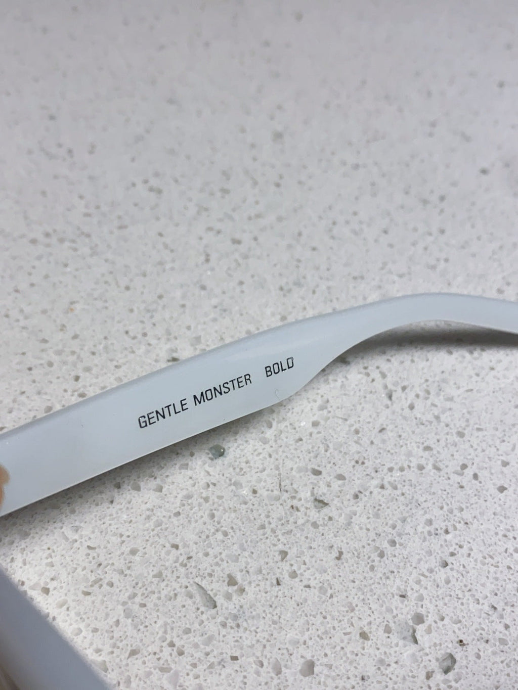 Gentle Monster MONOCHROME Round Blue Lens Sunglasses for Women - detail image 8