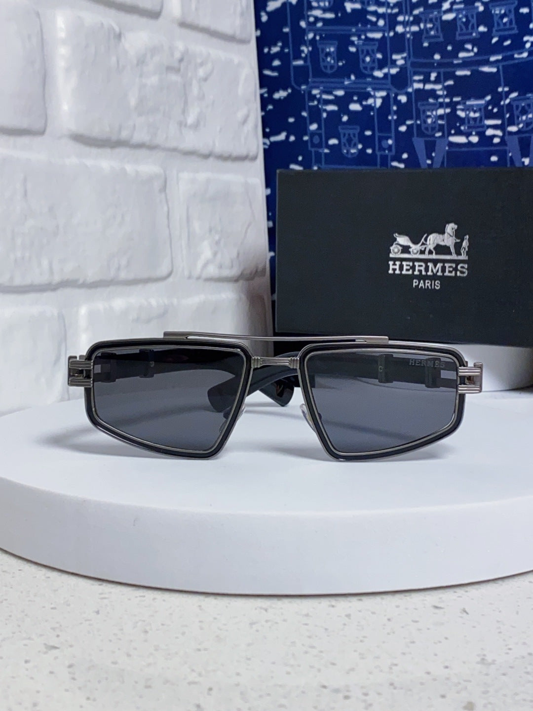 Hermès Fashion Gray Lens Sunglasses for Men & Women - 867270 - detail image 2