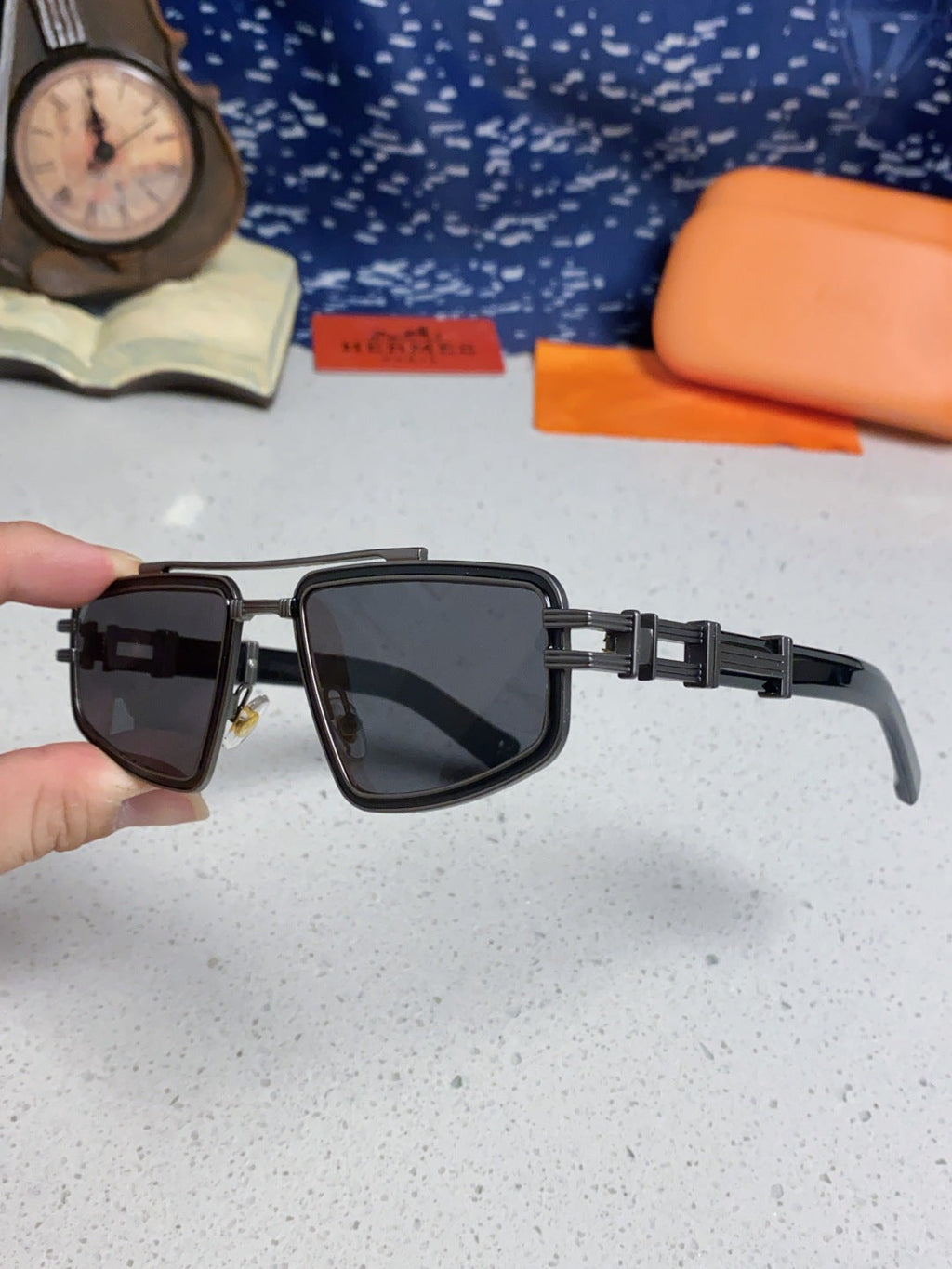 Hermès Fashion Gray Lens Sunglasses for Men & Women - 867270 - detail image 6