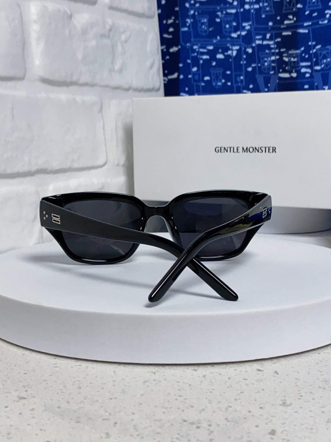Gentle Monster TR1088 Square Black Lens Sunglasses for Women - 416470 - detail image 3