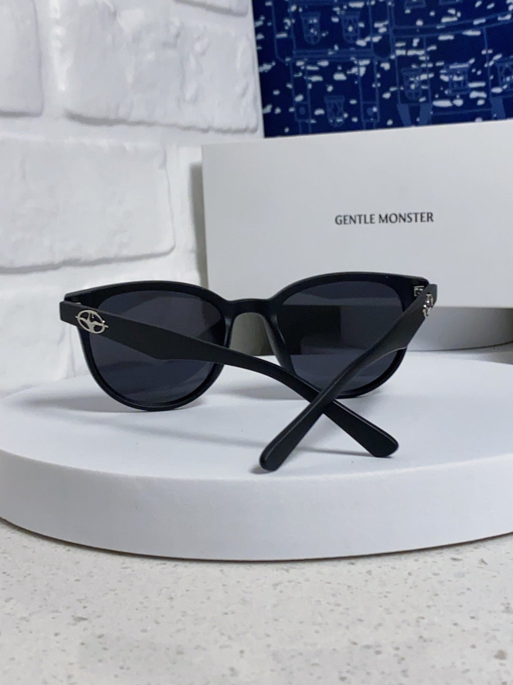 Gentle Monster TR1091 Round Black Lens Sunglasses for Men & Women - 416488 - detail image 3