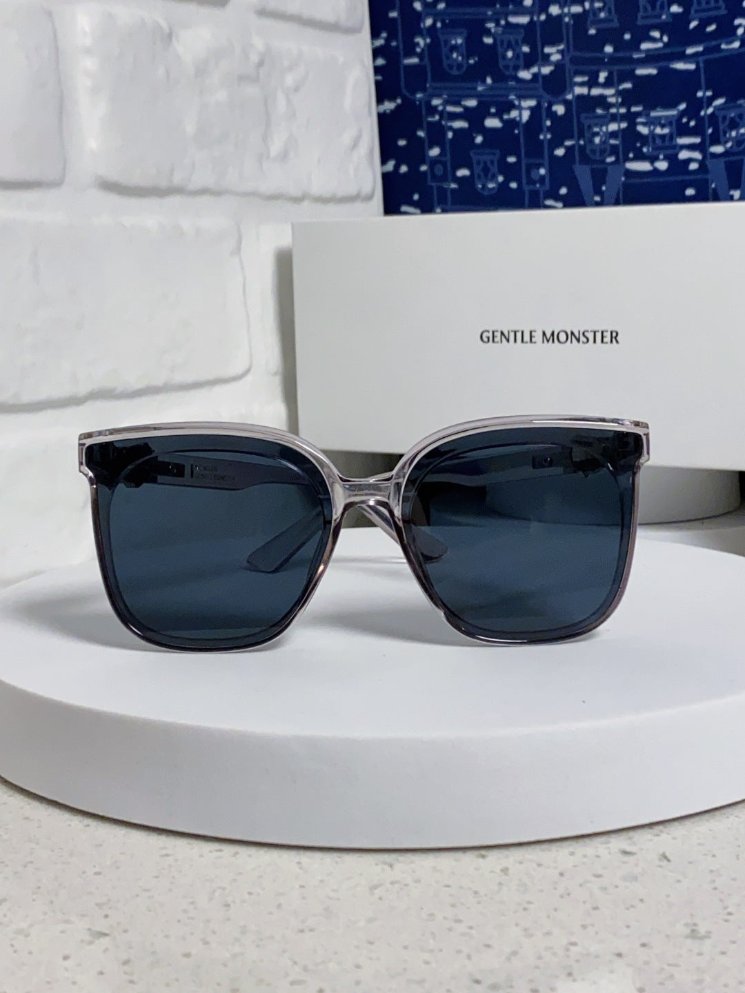 Gentle Monster SWIPE4 Square Black Lens Sunglasses for Men & Women - 487989 - detail image 2