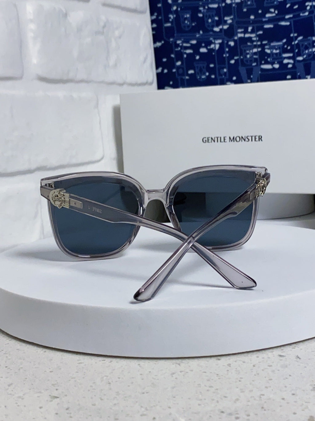Gentle Monster SWIPE4 Square Black Lens Sunglasses for Men & Women - 416490 - detail image 3