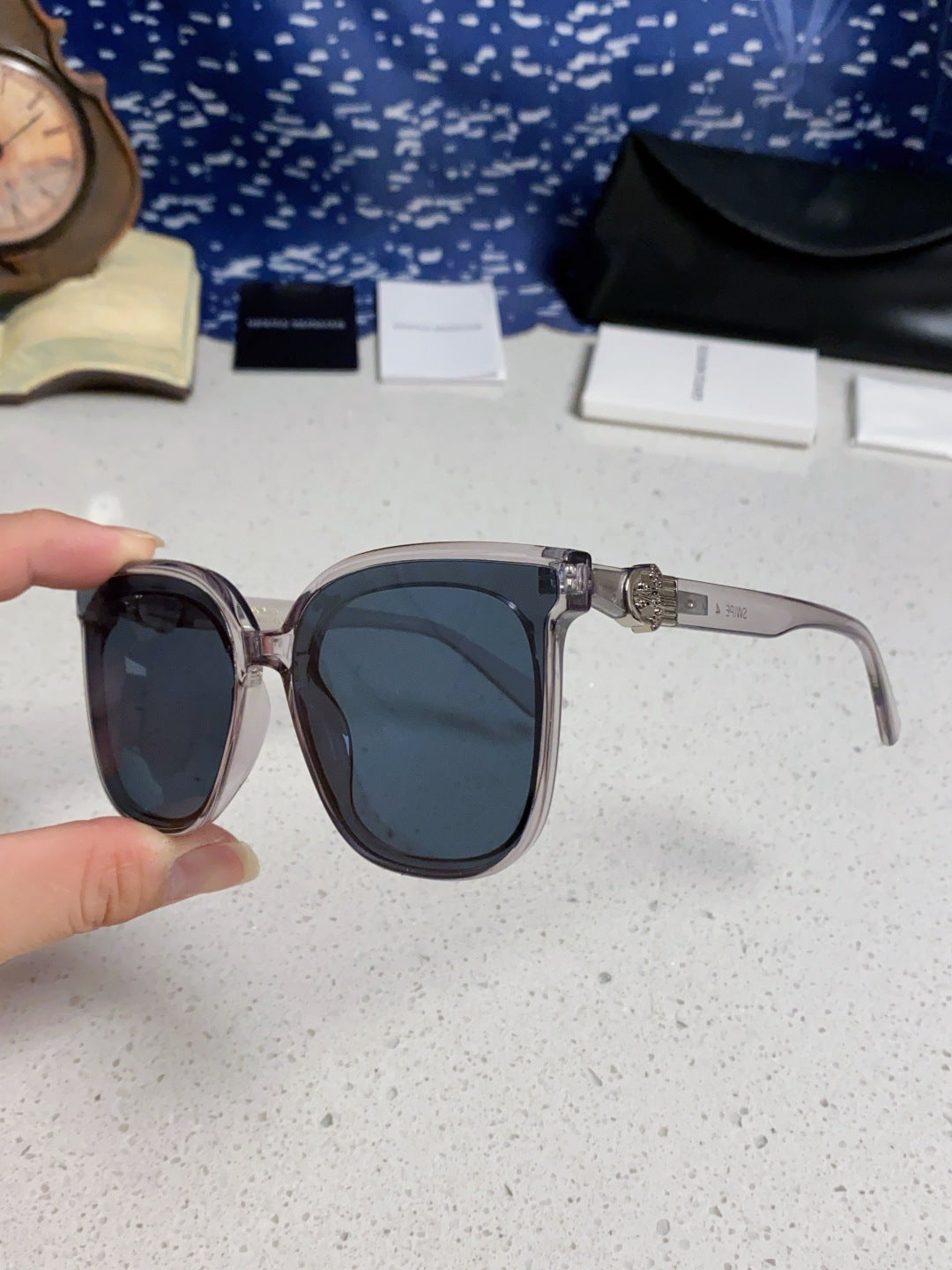 Gentle Monster SWIPE4 Square Black Lens Sunglasses for Men & Women - 416490 - detail image 6