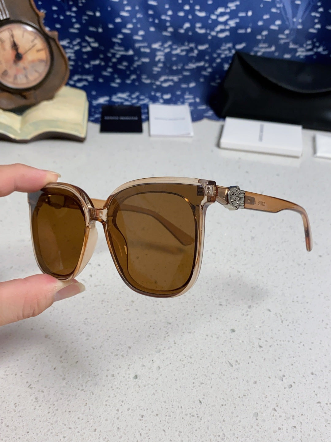 Gentle Monster SWIPE4 Square Brown Lens Sunglasses for Men & Women - detail image 6