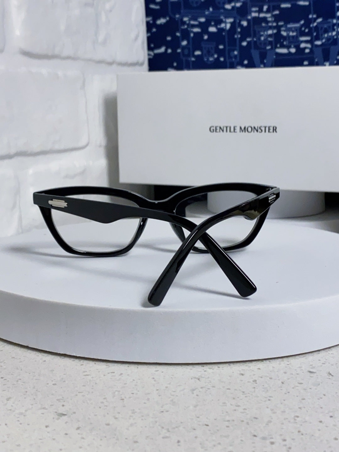 Gentle Monster LOTI Blue-Light Cat-Eye Silver Lens Sunglasses for Men - 488011 - detail image 3