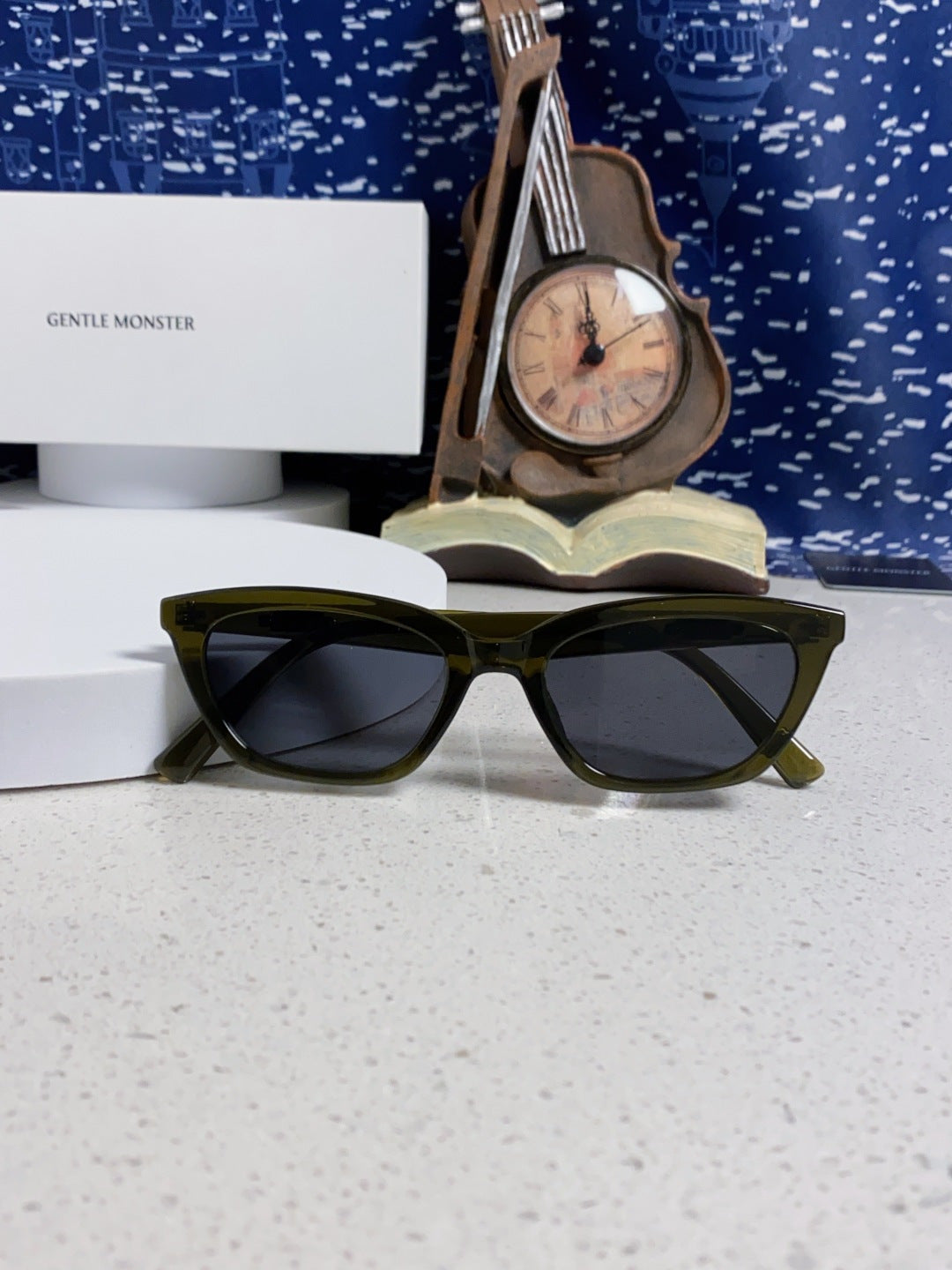 Gentle Monster LOTI Blue-Light Cat-Eye Black Lens Sunglasses for Men & Women - detail image 9