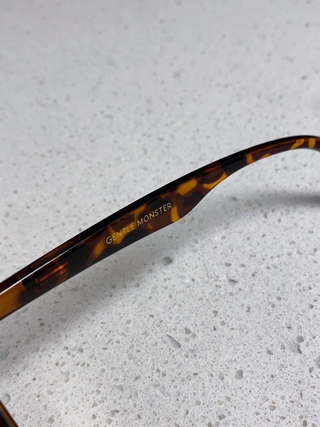 Gentle Monster LOTI Blue-Light Cat-Eye Brown Lens Sunglasses for Men & Women - detail image 8
