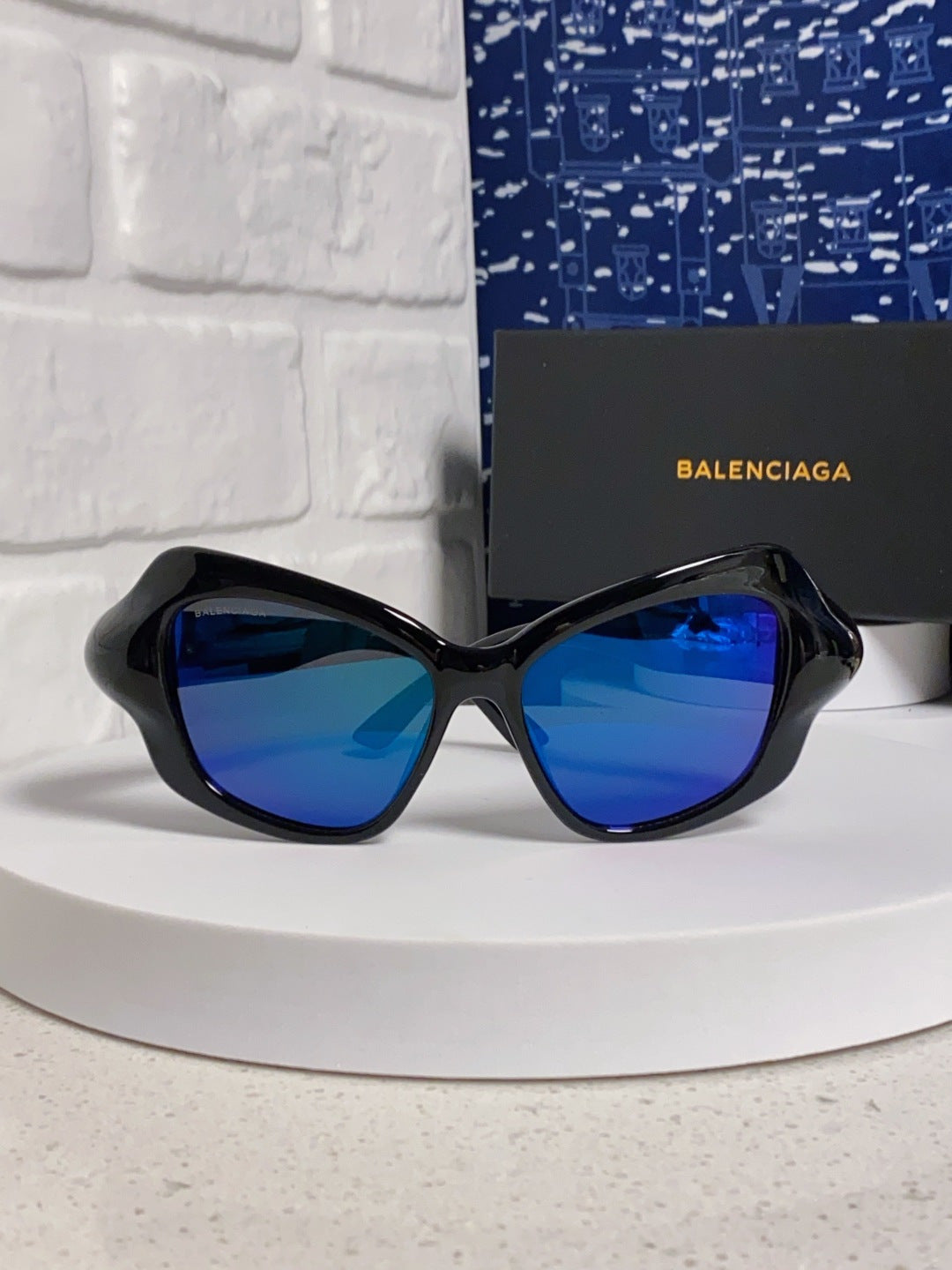 Balenciaga Oversized Blue Lens Sunglasses for Women - 358628 - detail image 2