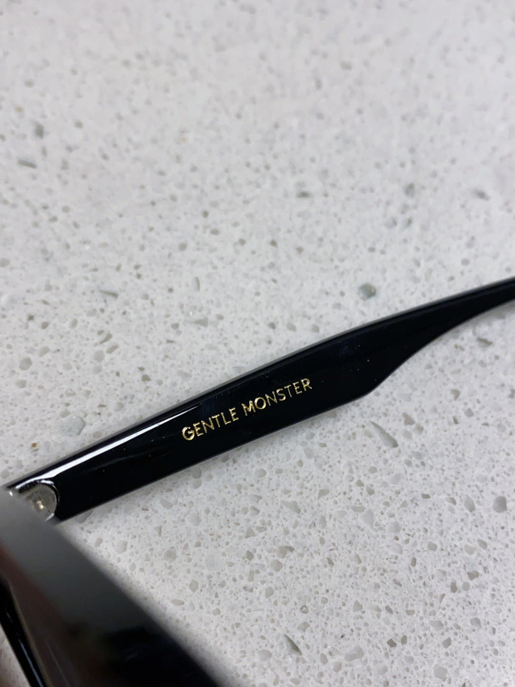 Gentle Monster TALIN Cat-Eye Black Lens Sunglasses for Men & Women - detail image 8