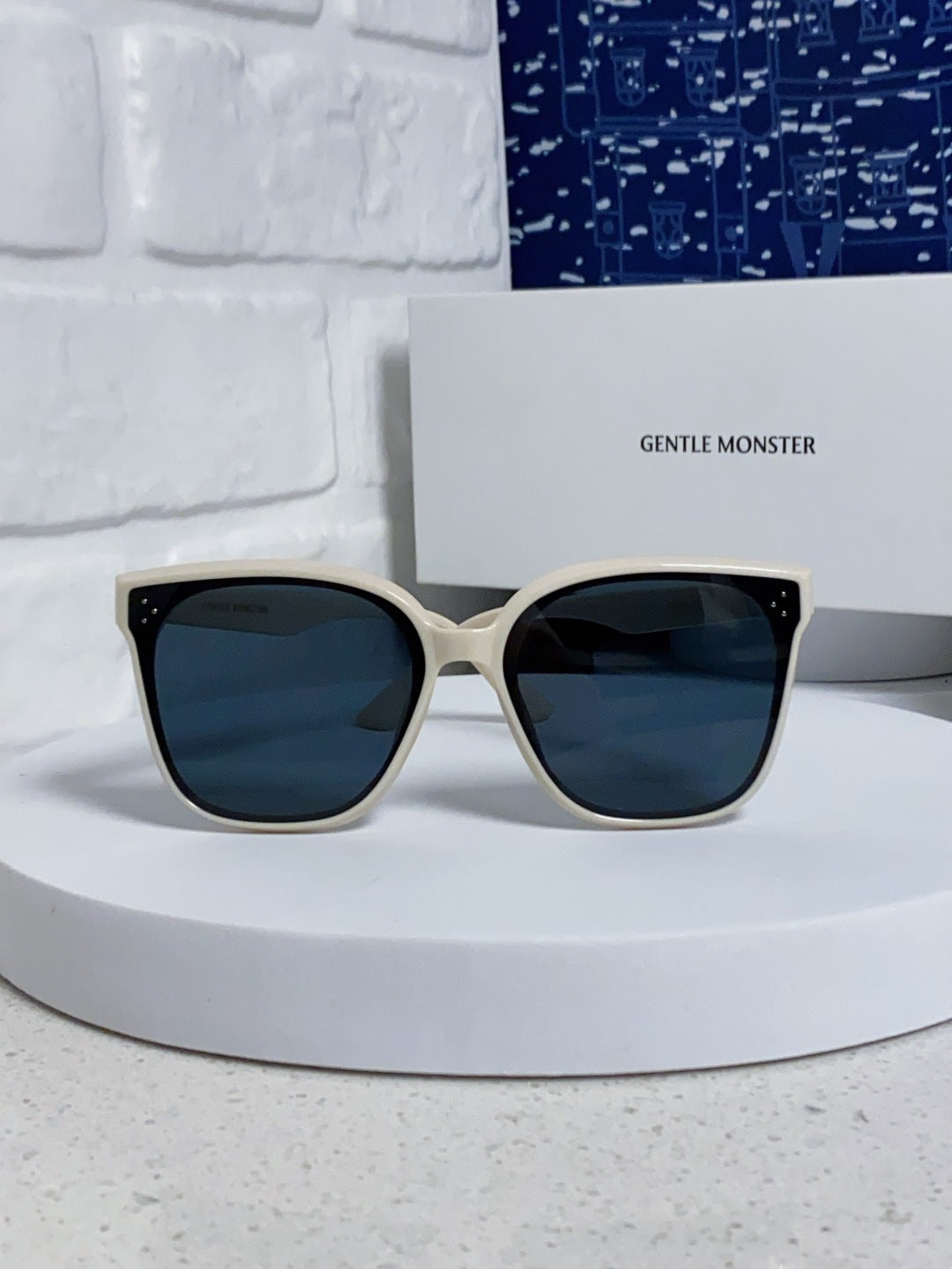 Gentle Monster RICK Polarized Oversized Black Lens Sunglasses for Men - 132657 - detail image 2