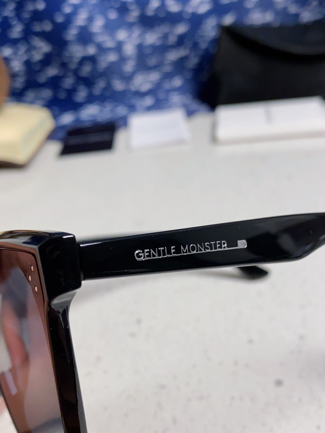 Gentle Monster RICK Polarized Oversized Blue Lens Sunglasses for Men & Women - detail image 7