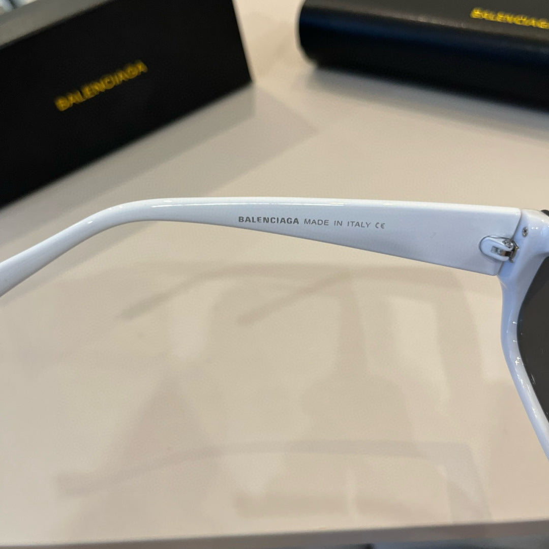 Balenciaga Rectangular Silver Lens Sunglasses for Men & Women - 372340 - detail image 8