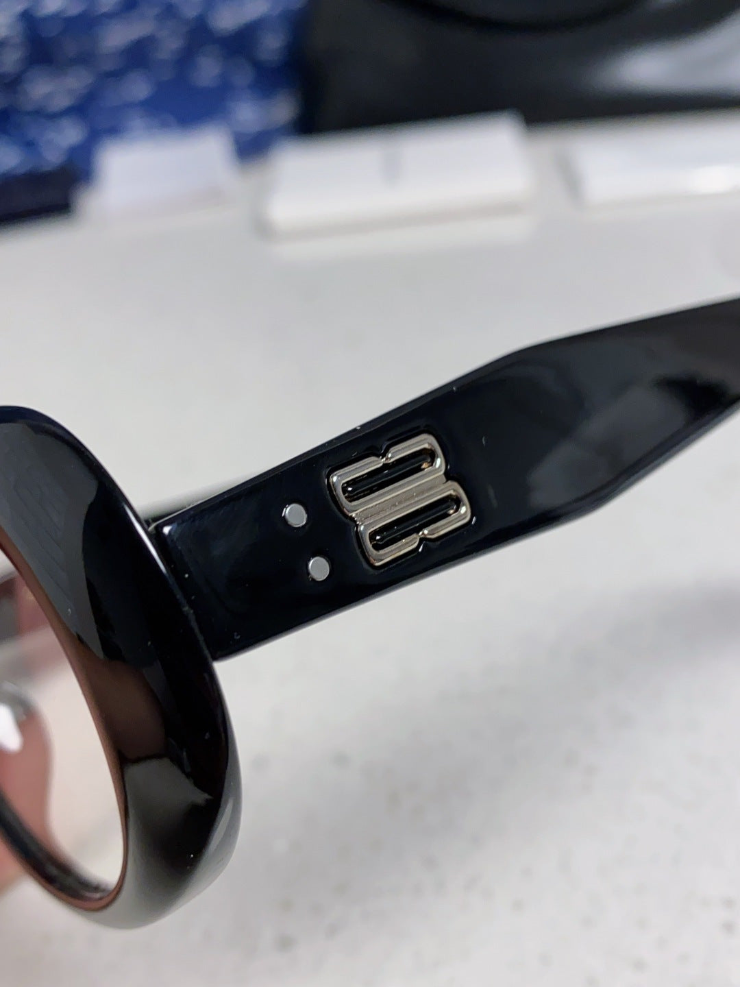 Gentle Monster Round Silver Lens Sunglasses for Men & Women - 399379 - detail image 7