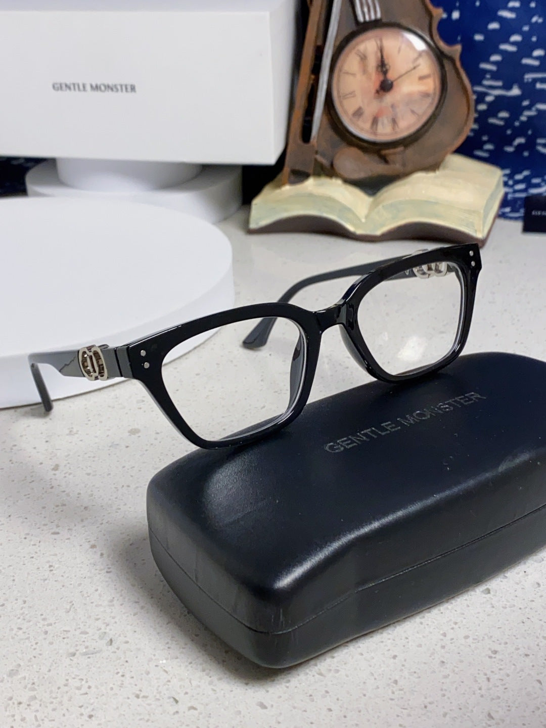 Gentle Monster XOXO Square Silver Lens Sunglasses for Men & Women - 158673 - detail image 10