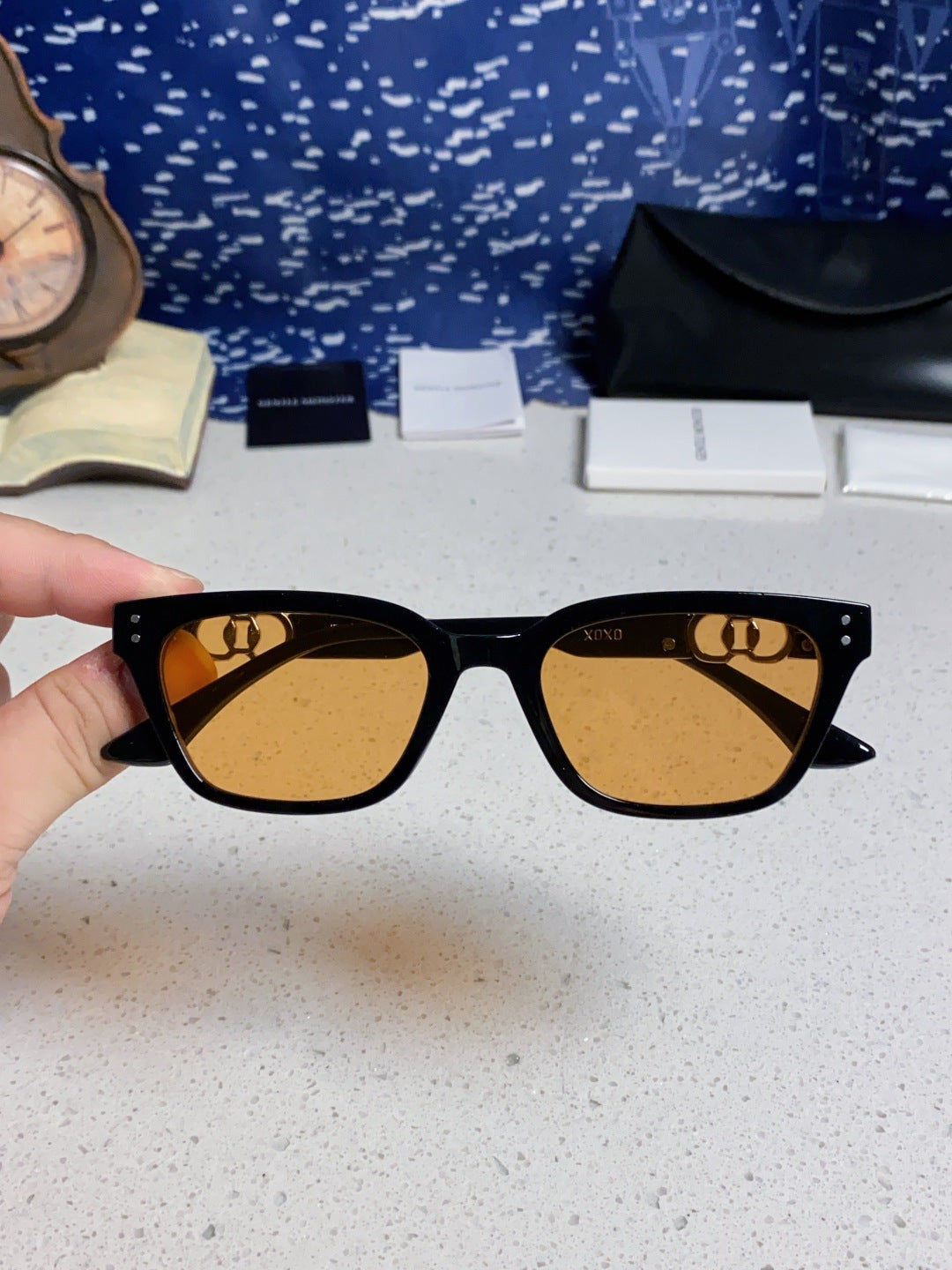 Gentle Monster XOXO Square Brown Lens Sunglasses for Men & Women - 416472 - detail image 4