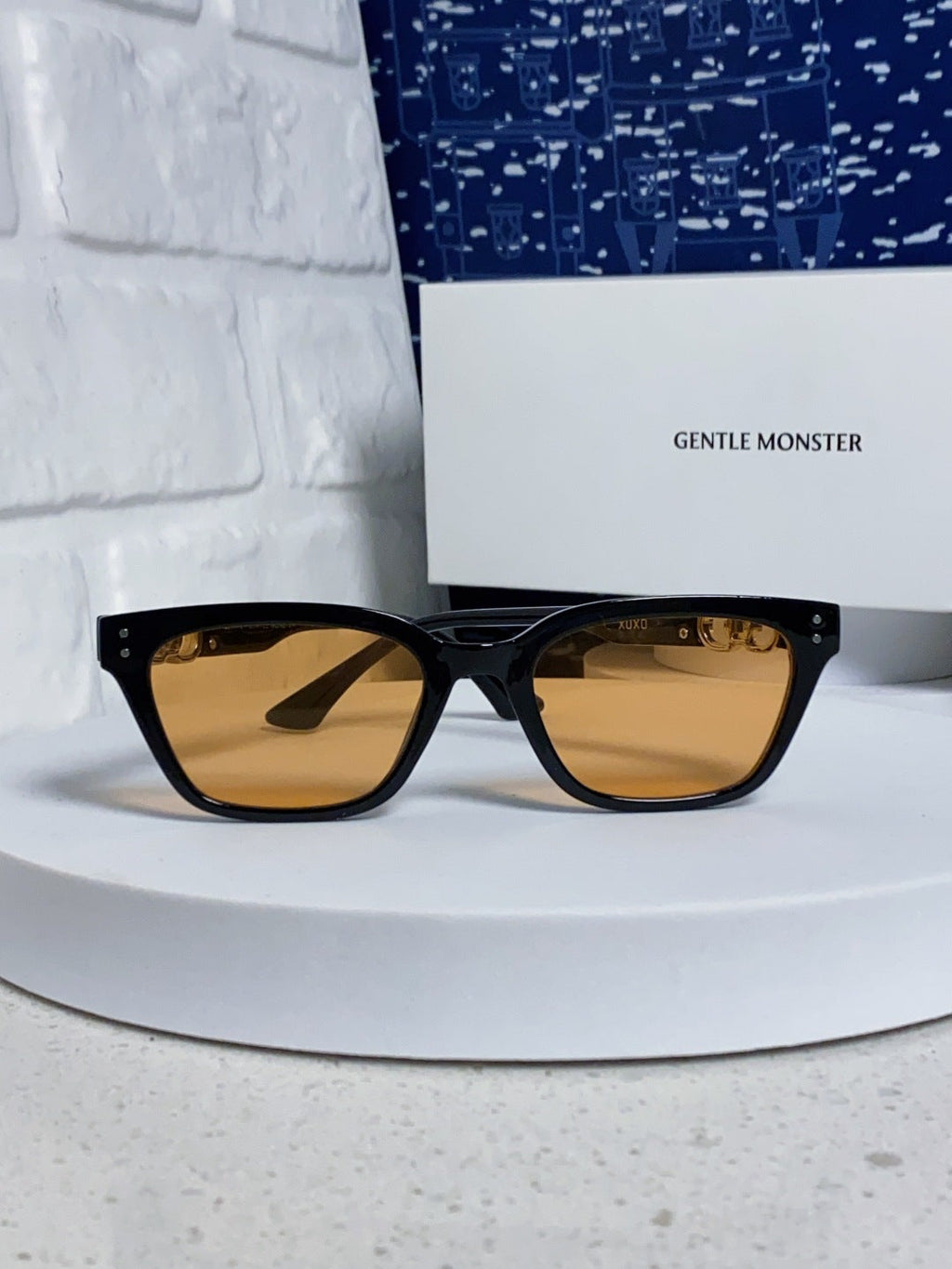 Gentle Monster XOXO Square Brown Lens Sunglasses for Men & Women - 432974 - detail image 2