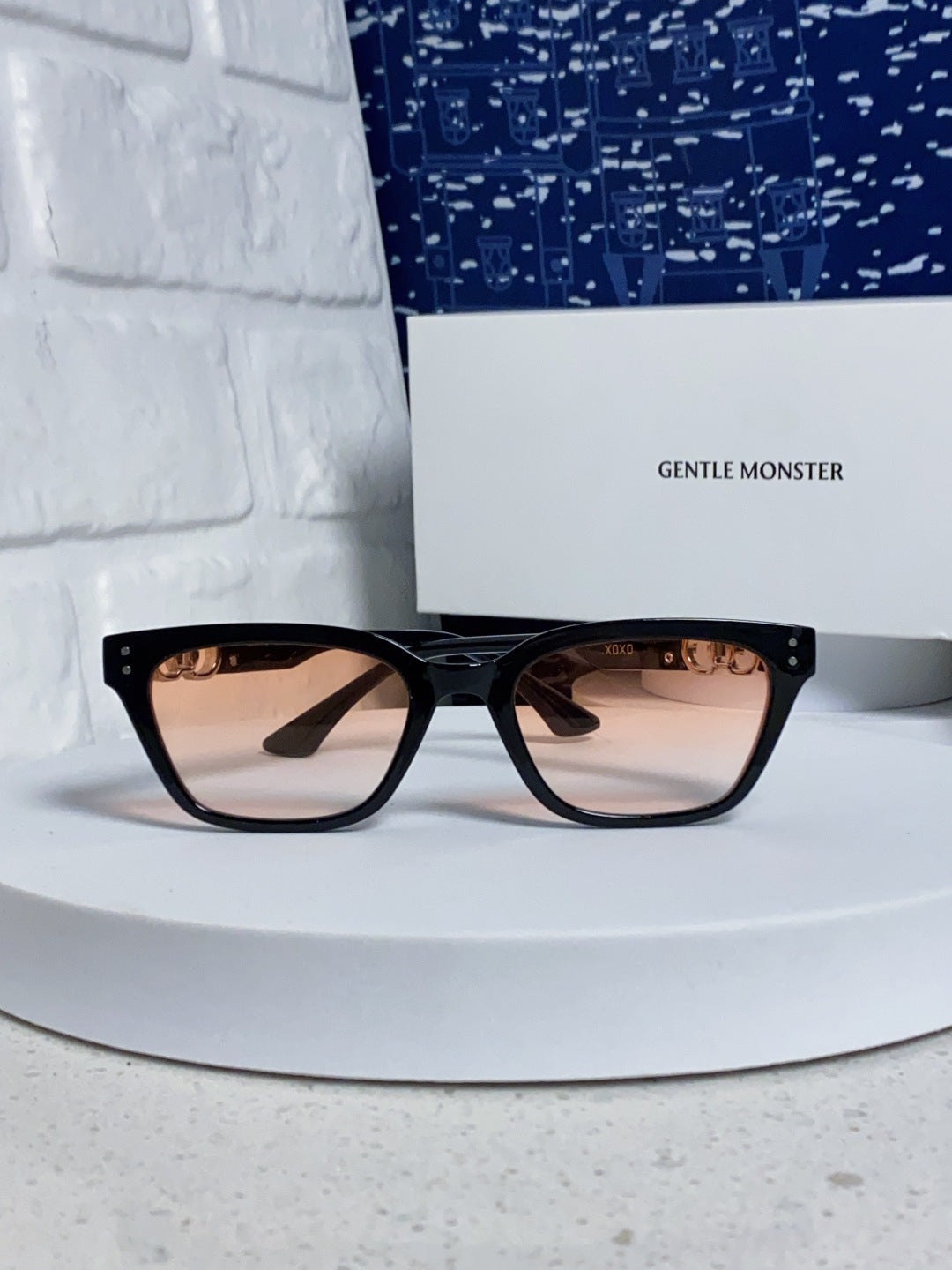 Gentle Monster XOXO Square Brown Lens Sunglasses for Men & Women - 867256 - detail image 2