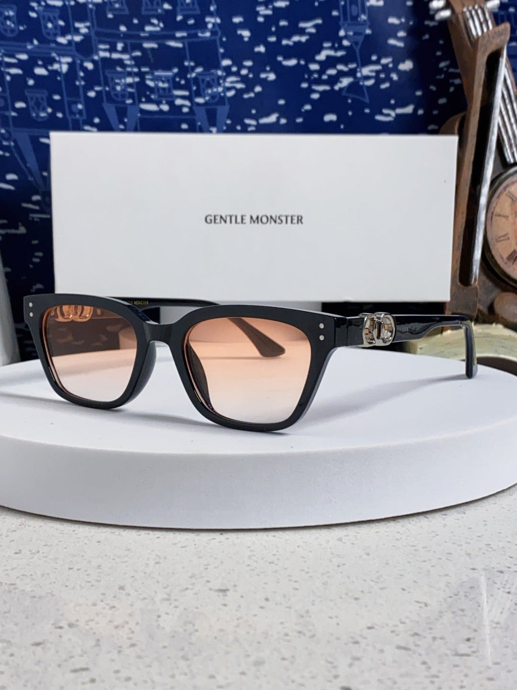 Gentle Monster XOXO Square Brown Lens Sunglasses for Men & Women - 867256