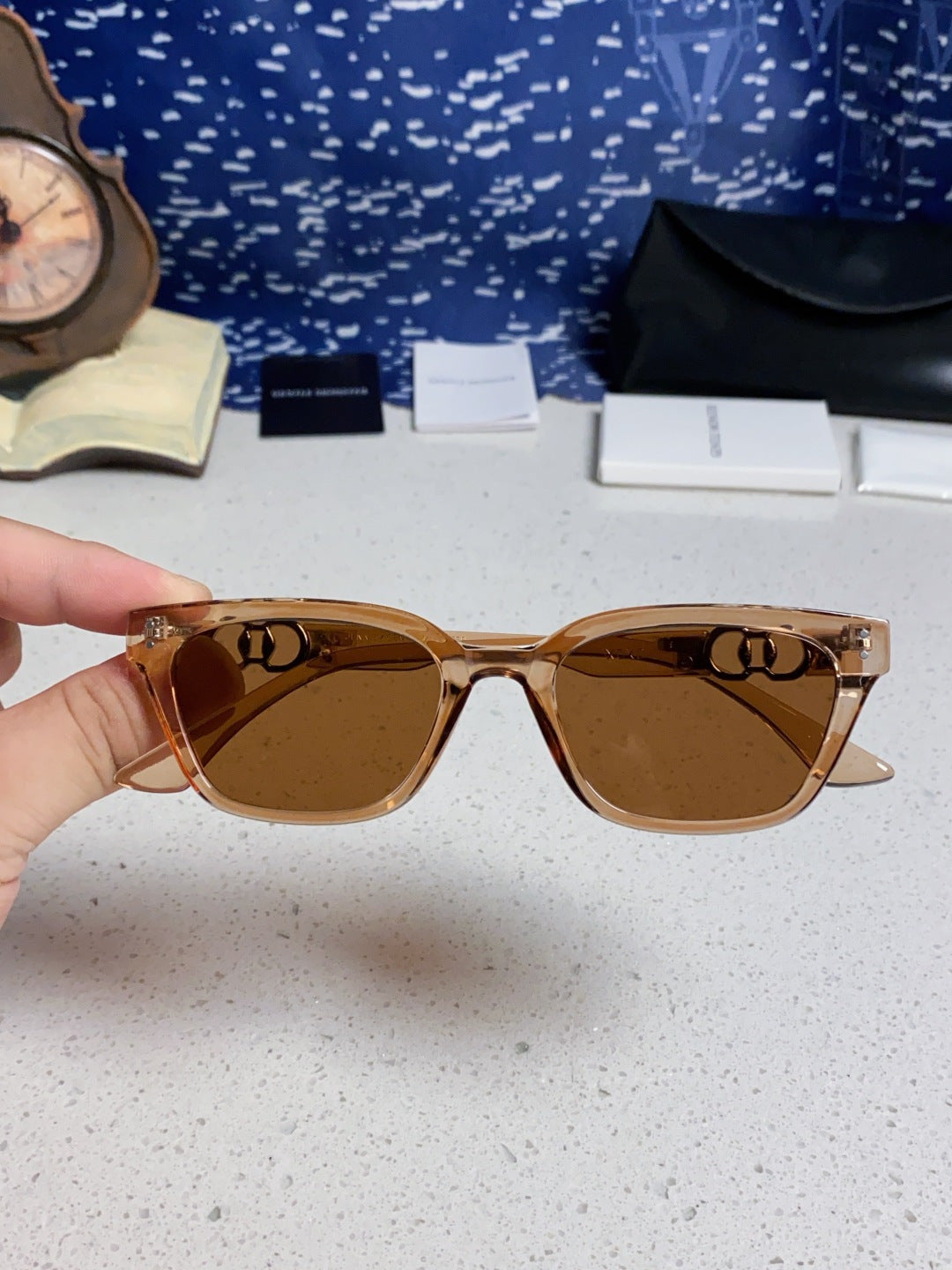 Gentle Monster XOXO Square Brown Lens Sunglasses for Men & Women - 867257 - detail image 4