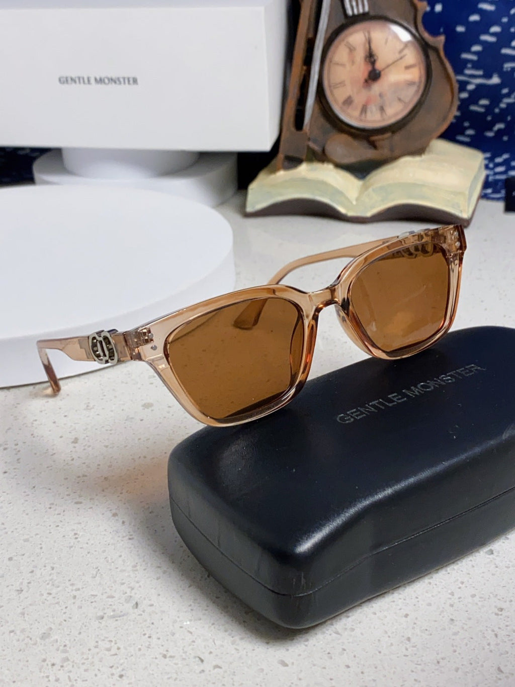 Gentle Monster XOXO Square Brown Lens Sunglasses for Men & Women - 867257 - detail image 10