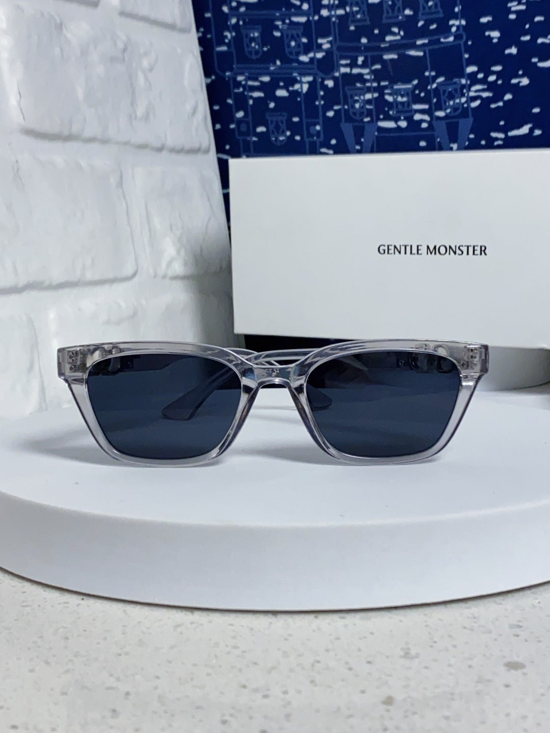 Gentle Monster XOXO Square Blue Lens Sunglasses for Men & Women - detail image 2