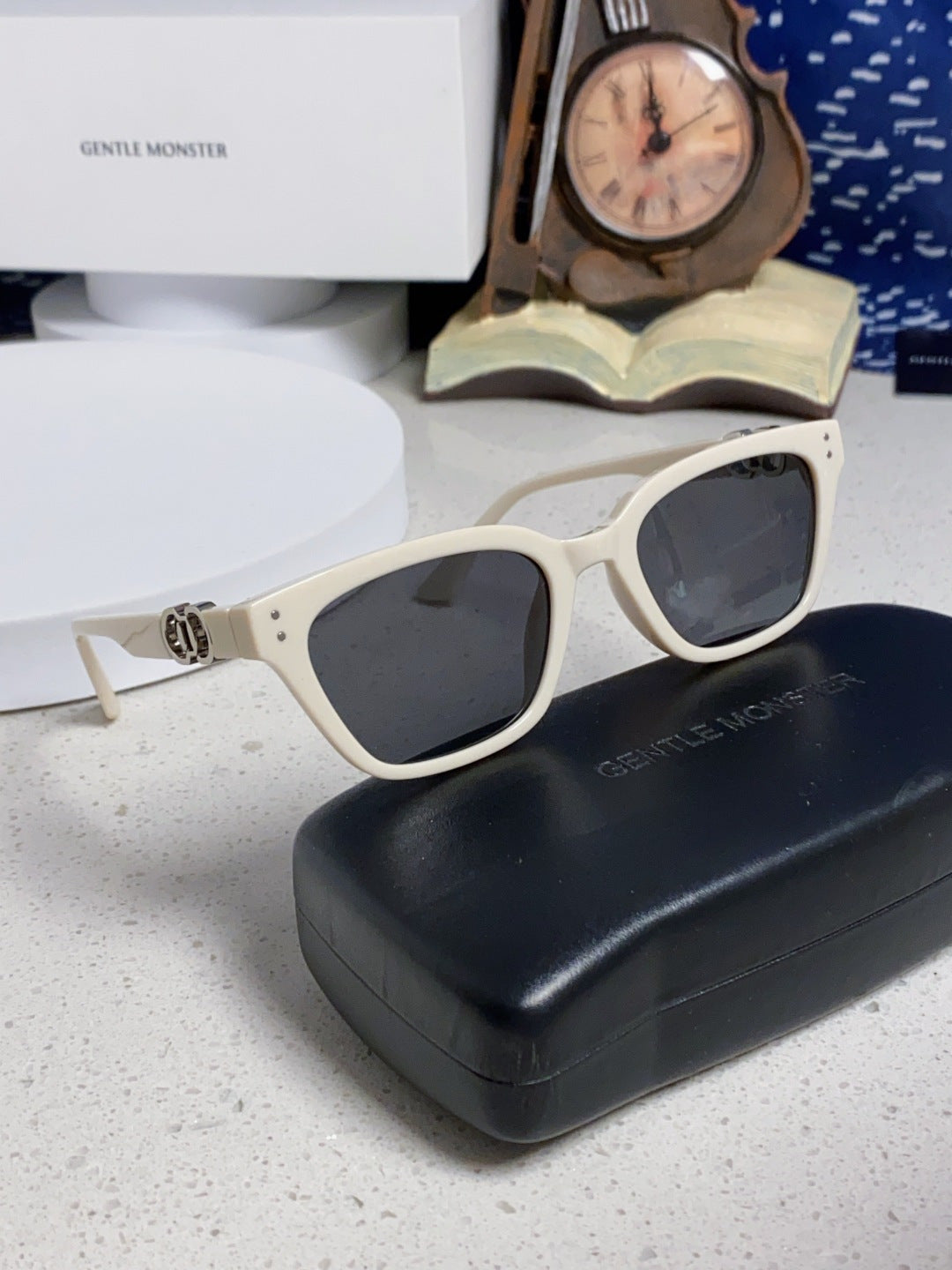 Gentle Monster XOXO Square Silver Lens Sunglasses for Men & Women - 867259 - detail image 9